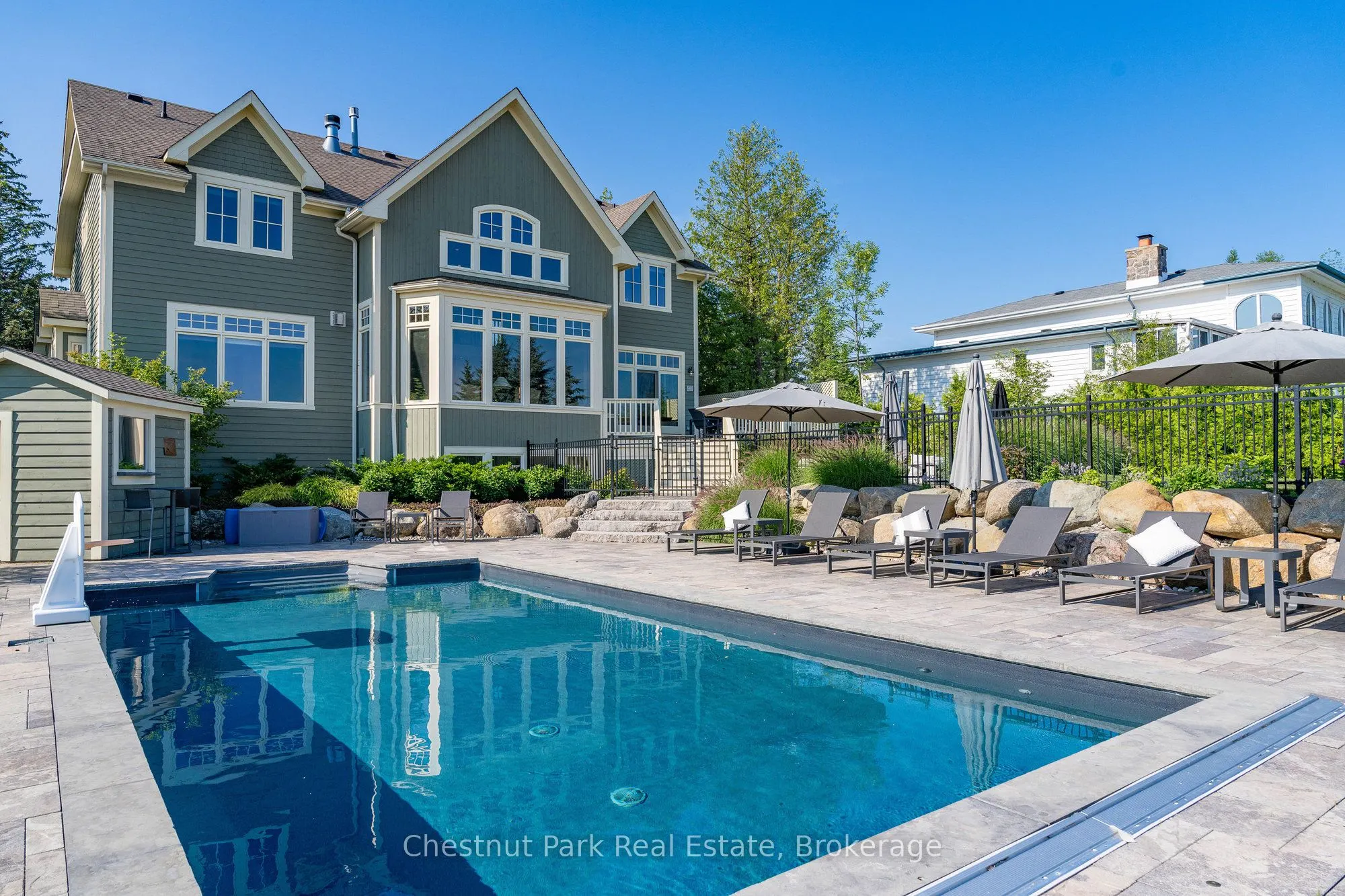 176 Bartlett Boulevard