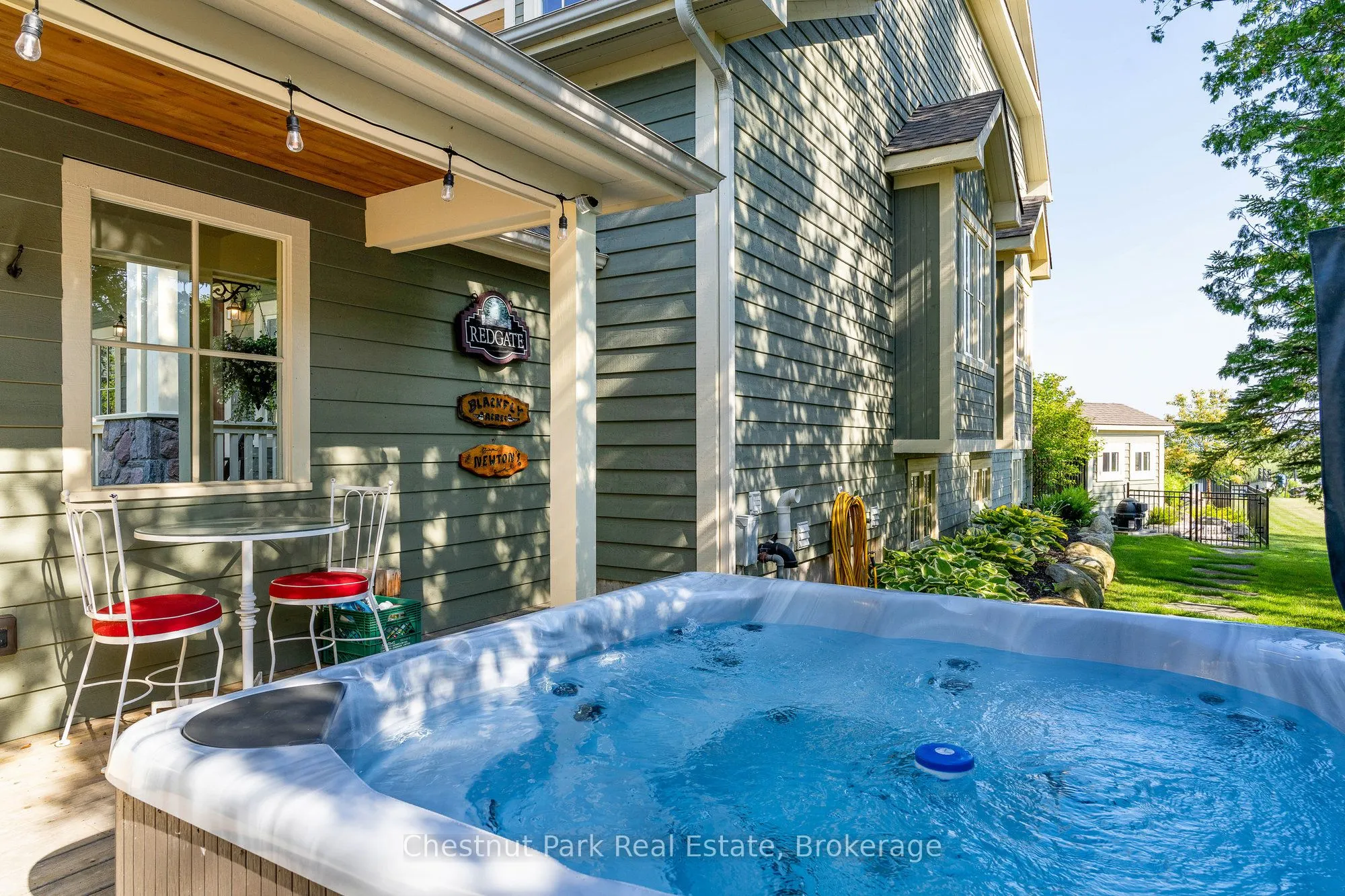 176 Bartlett Boulevard