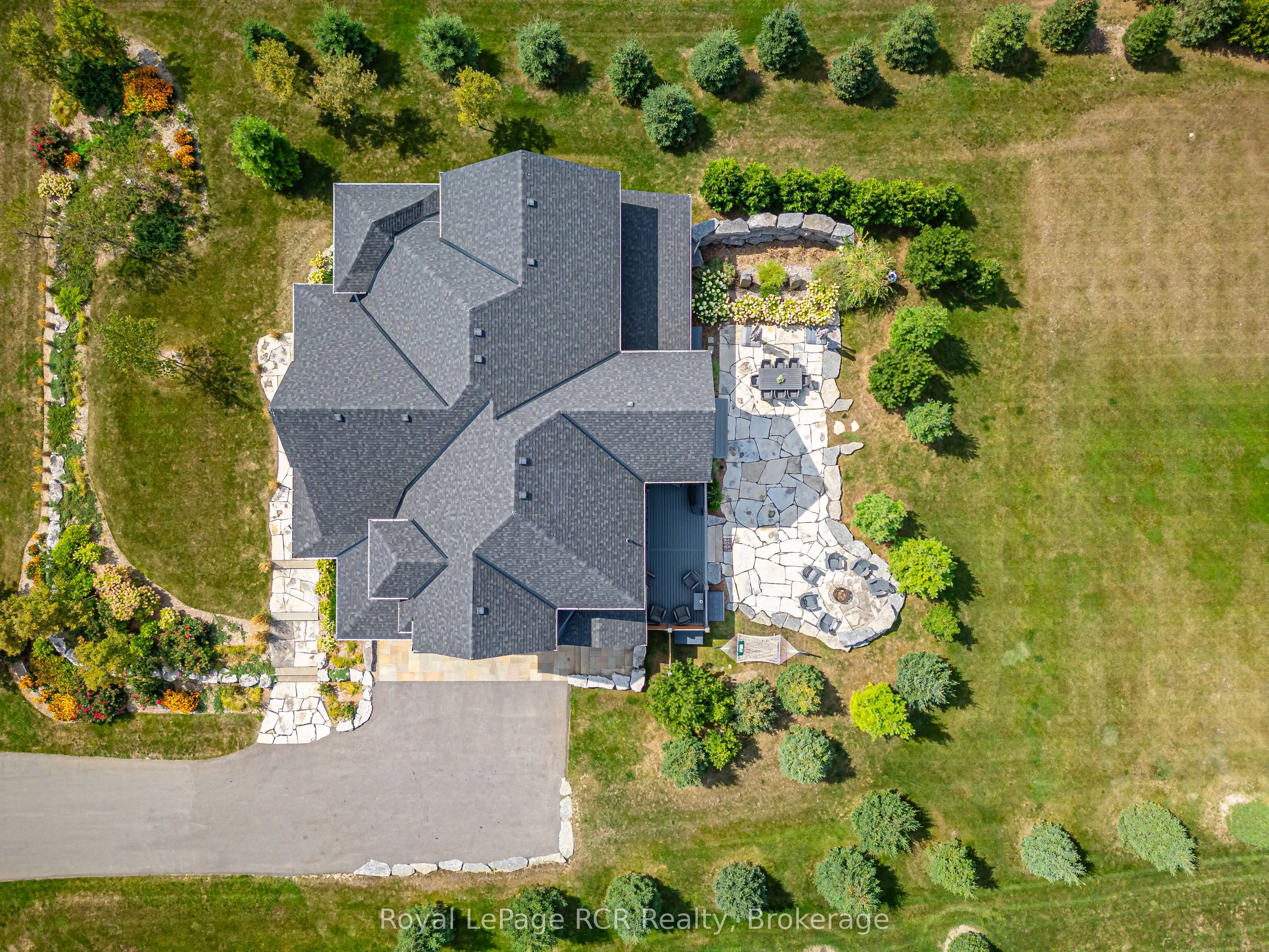4 Meadowlark Way