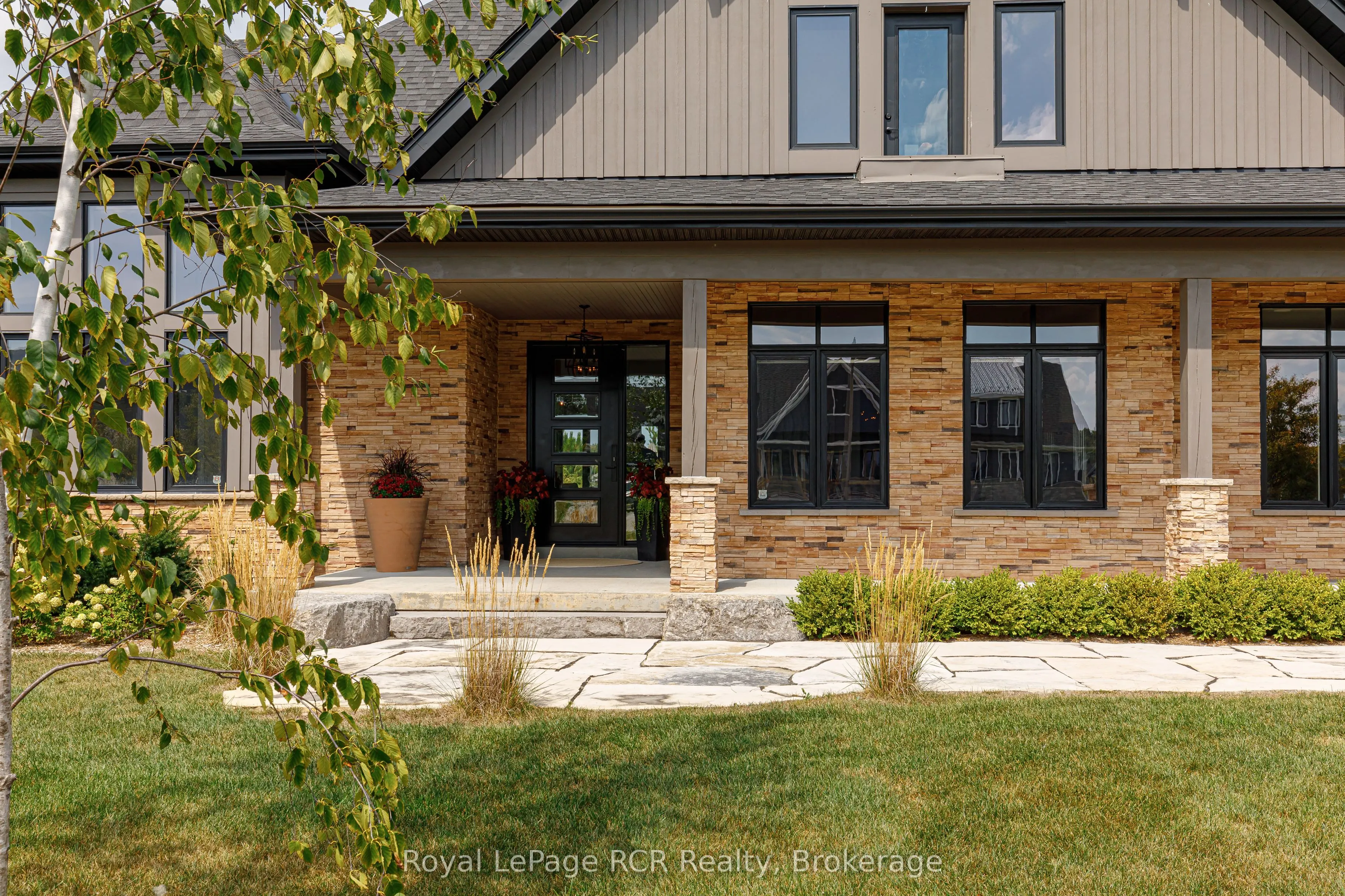 4 Meadowlark Way