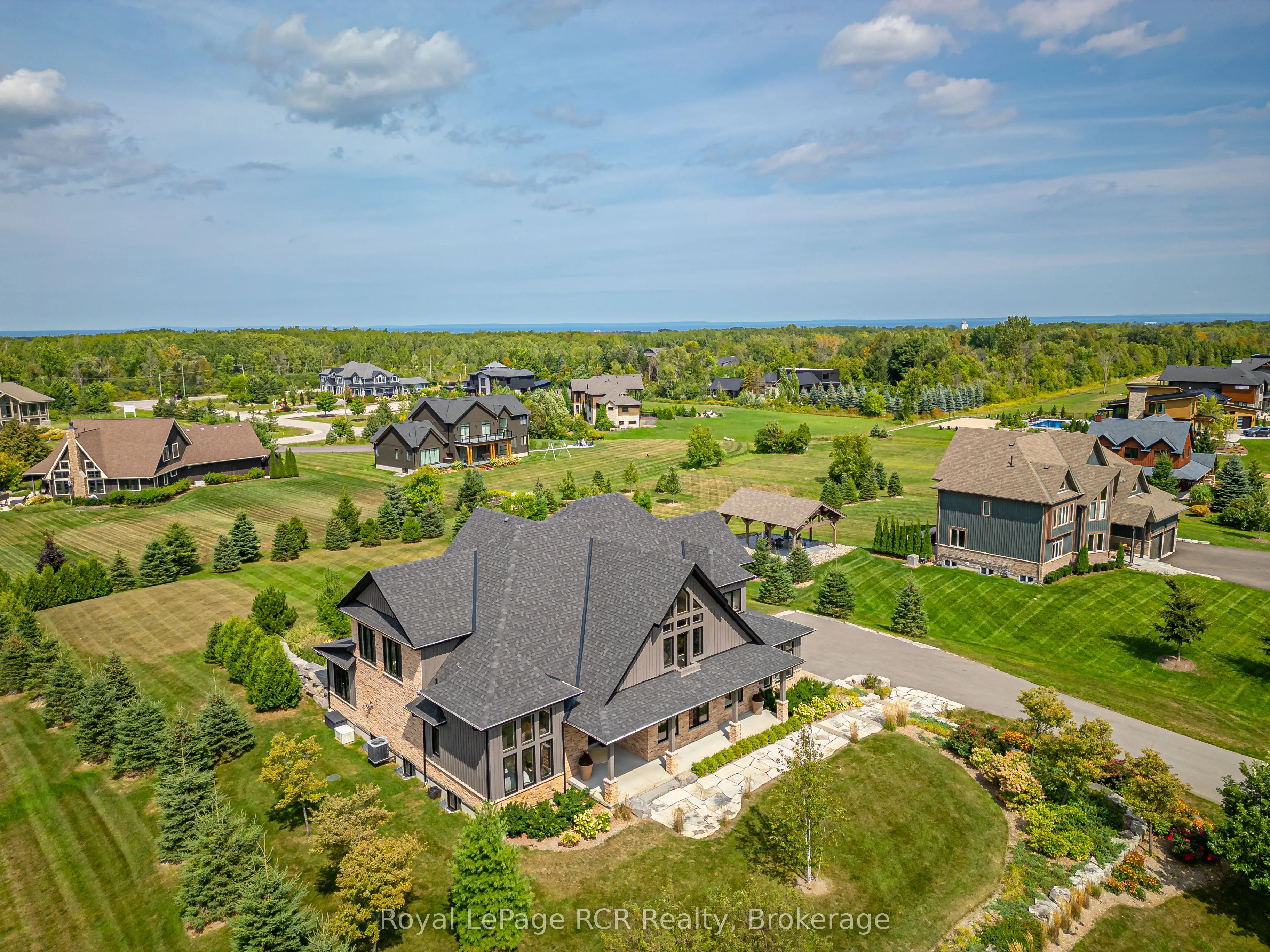 4 Meadowlark Way