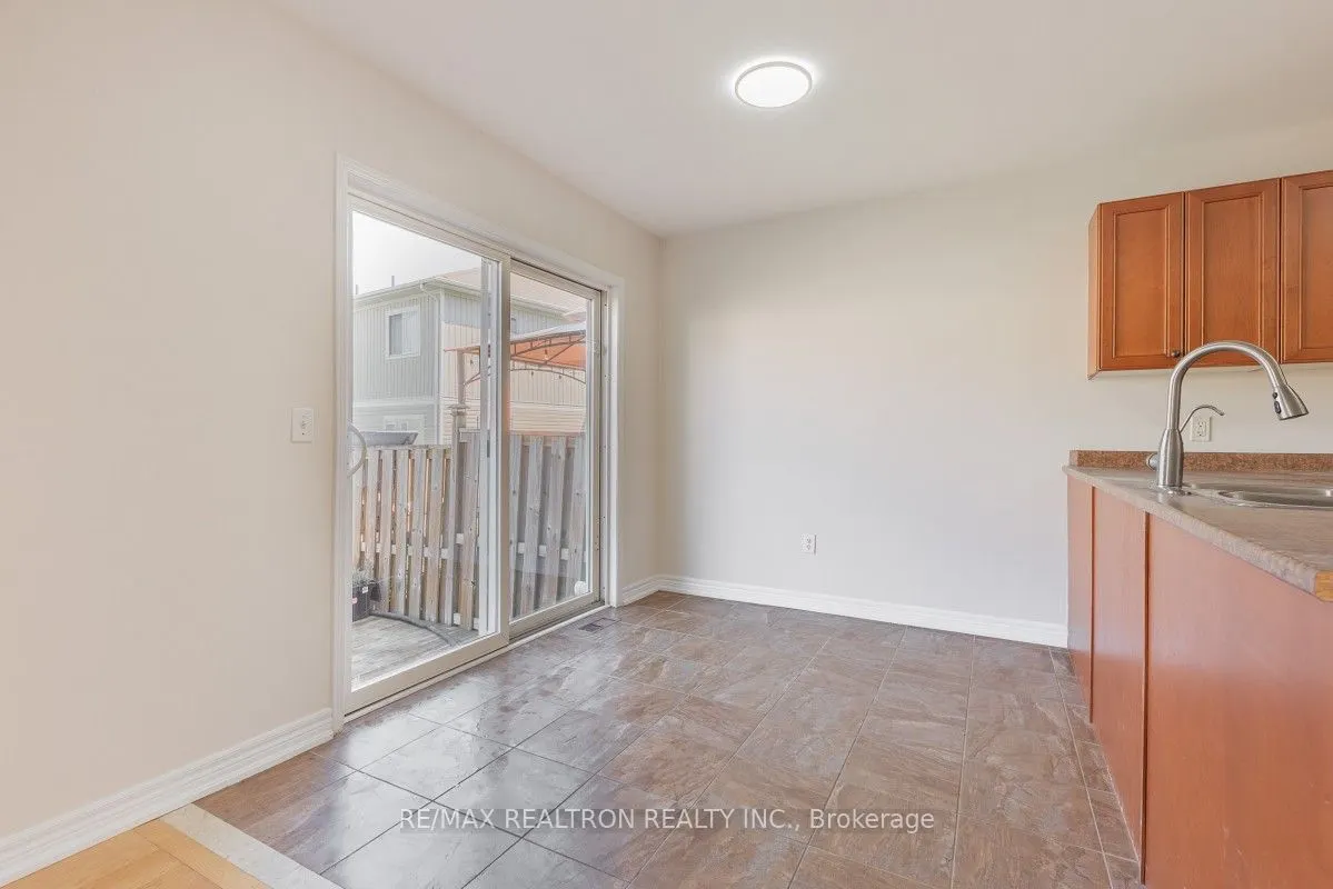 800 Westridge Boulevard, #10