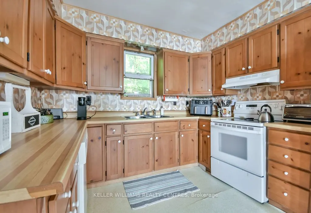 379 Champlain Road