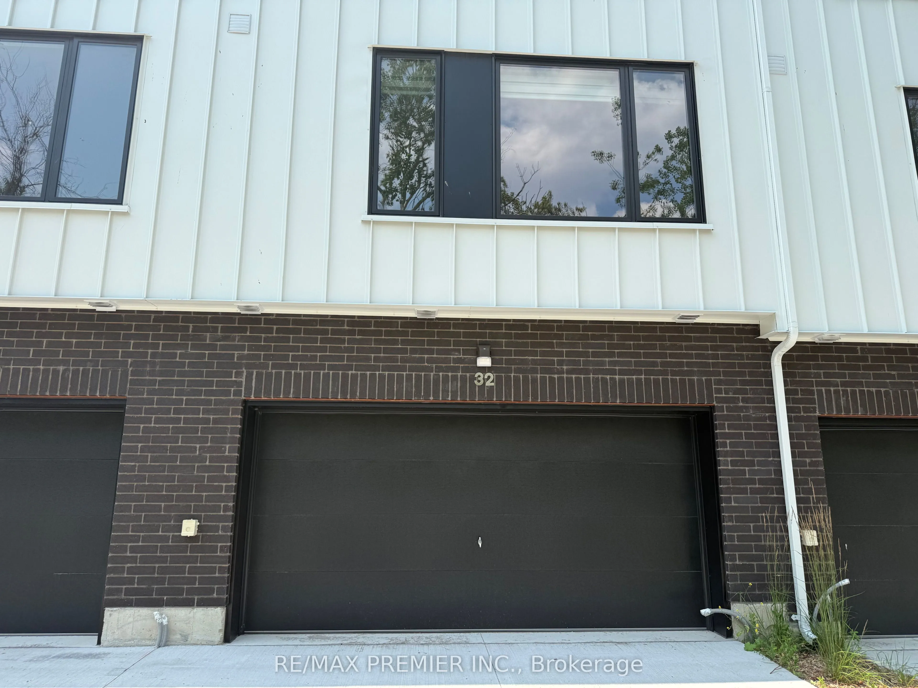32 Rainwater Lane