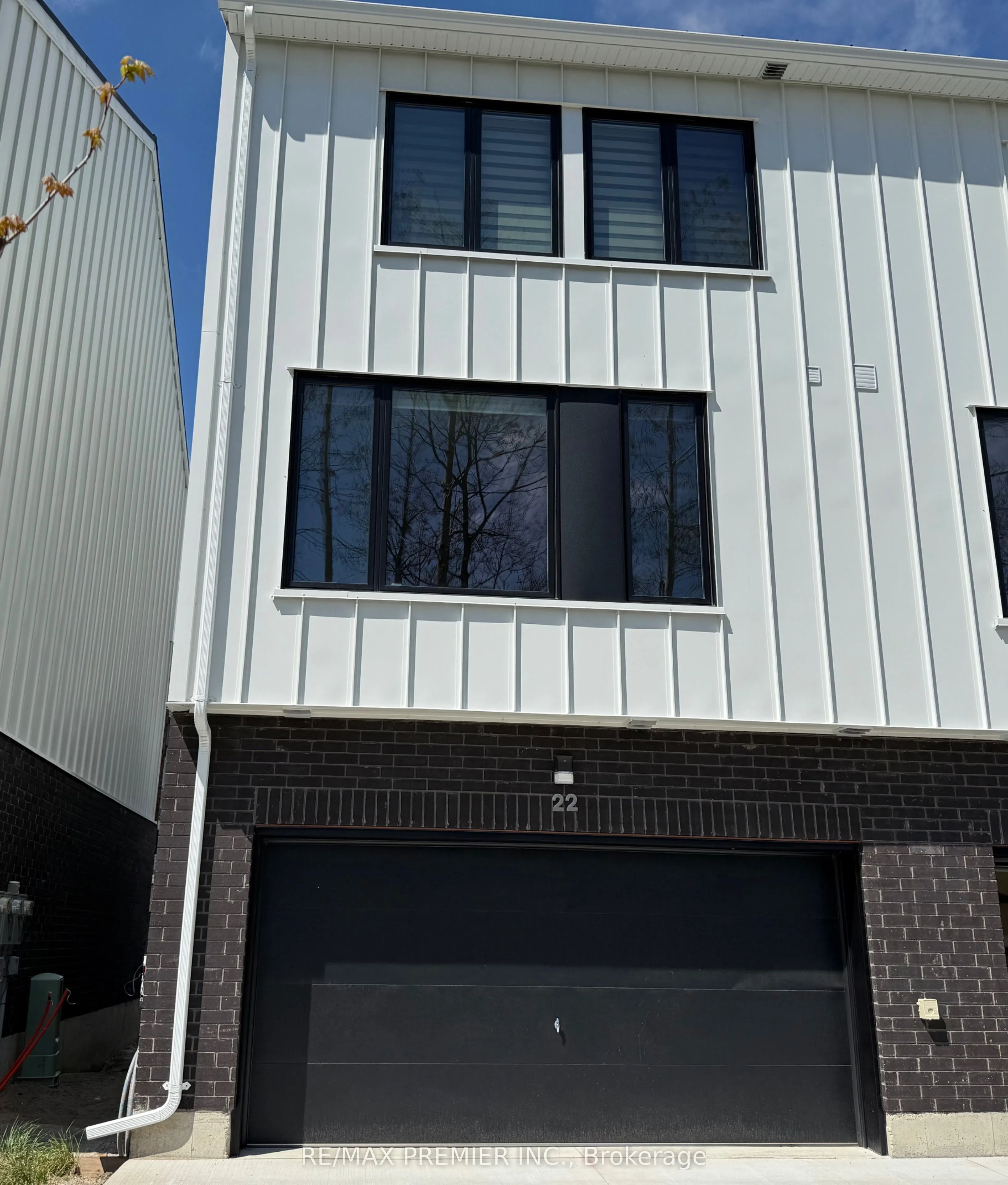 22 Rainwater Lane