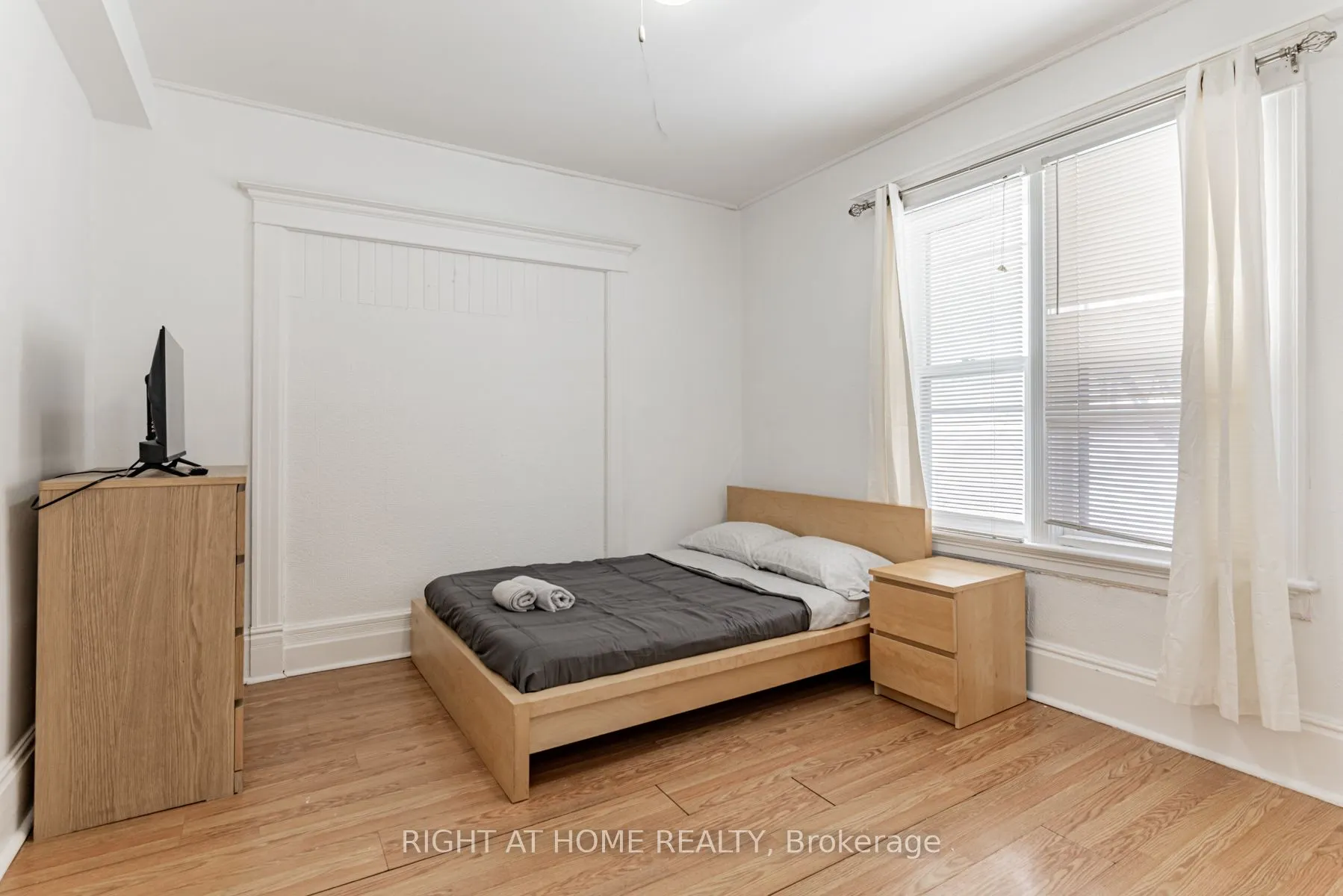 29 Peel Street, #2