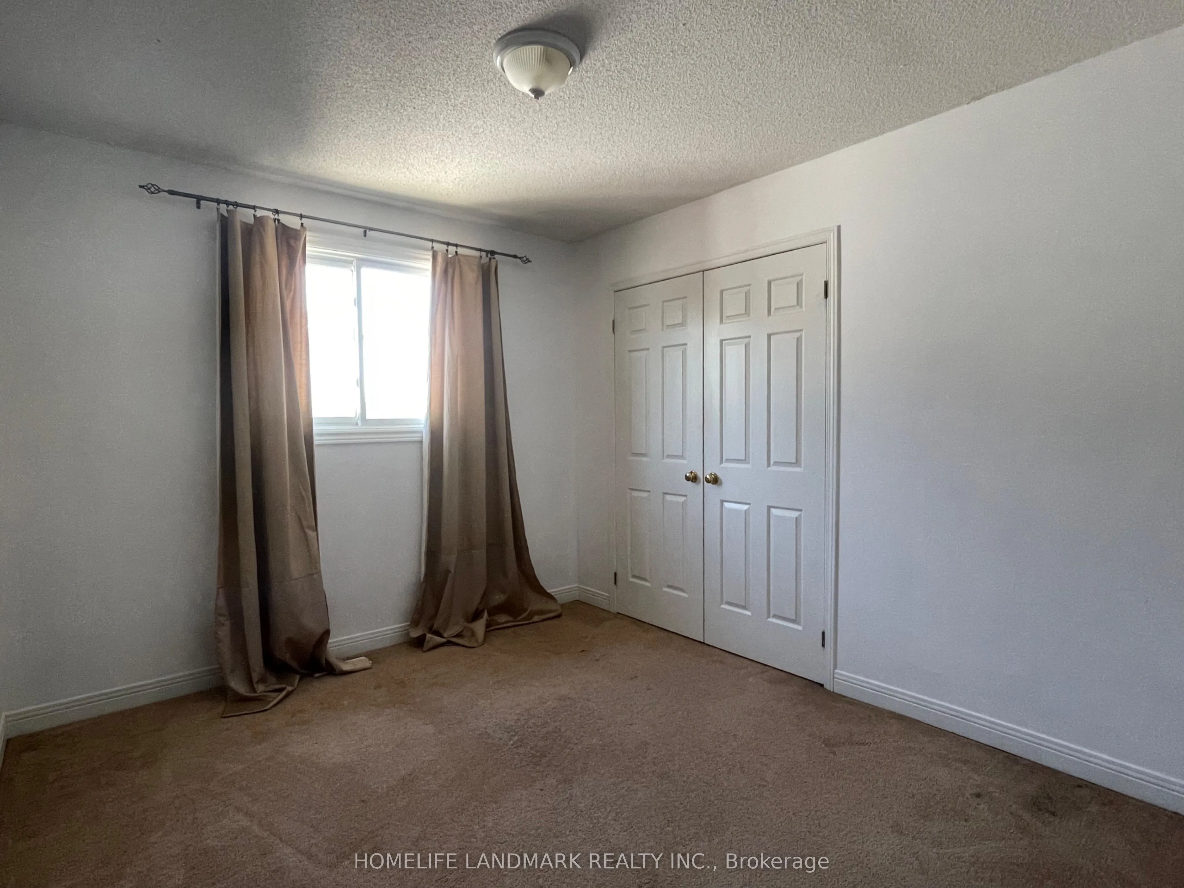 11 Orwell Crescent, #Main