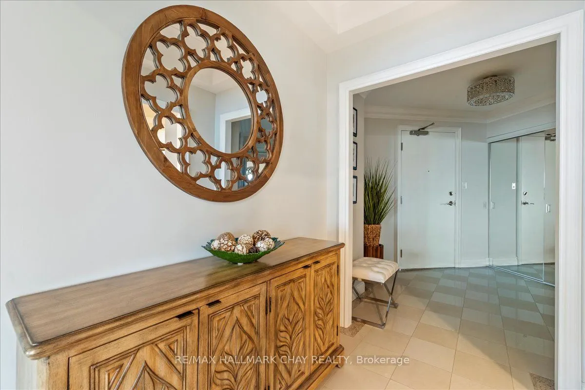 33 Ellen Street, #1104