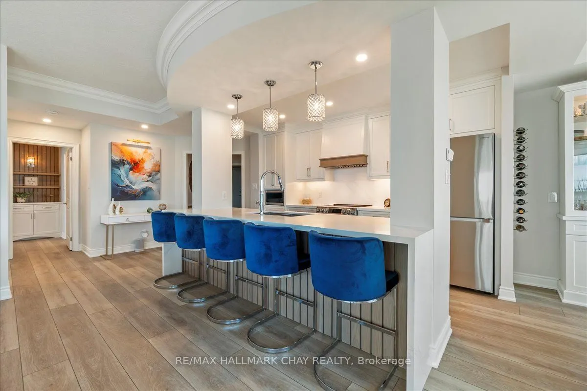 33 Ellen Street, #1104