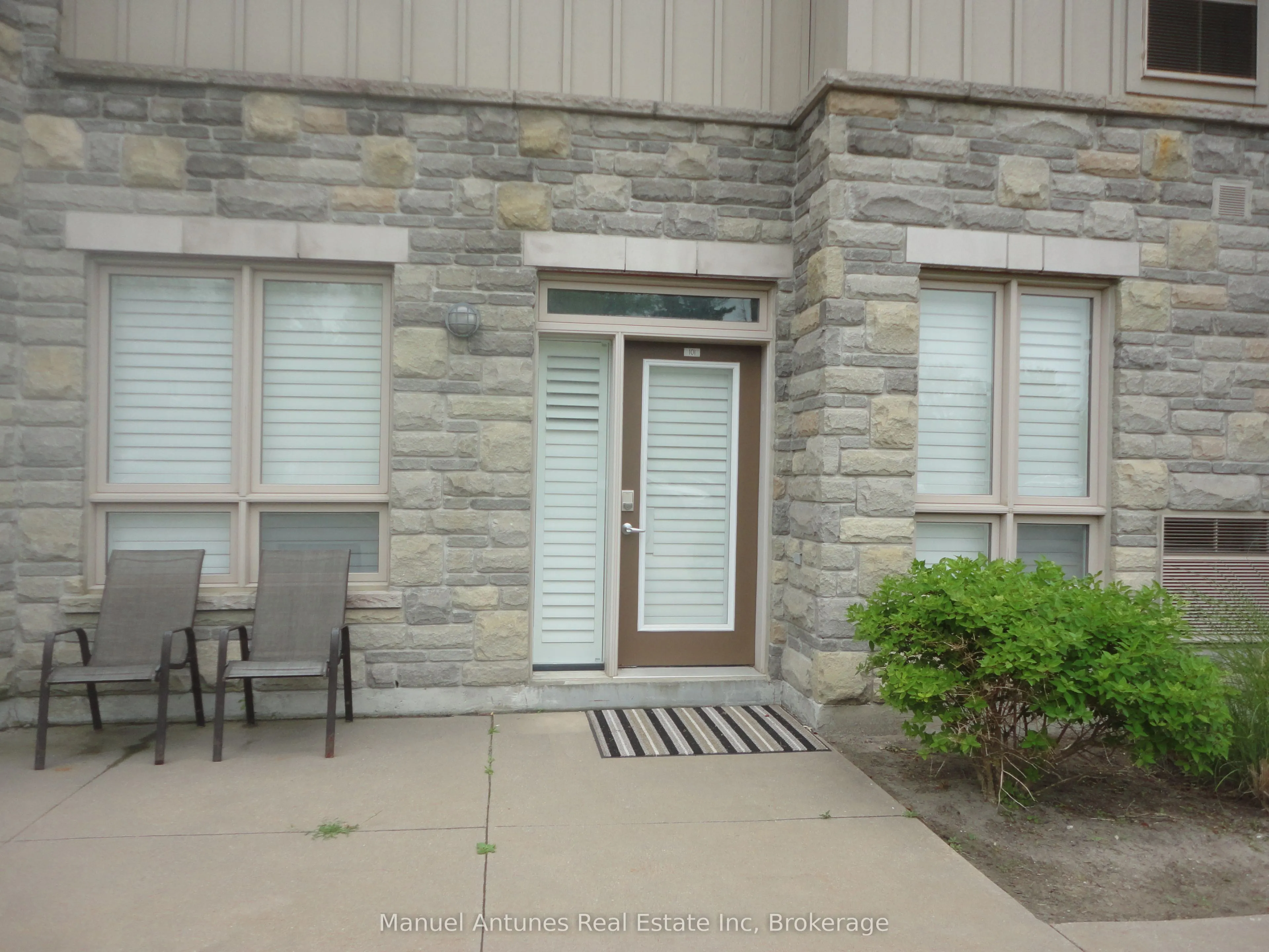 764 River Road E, #101
