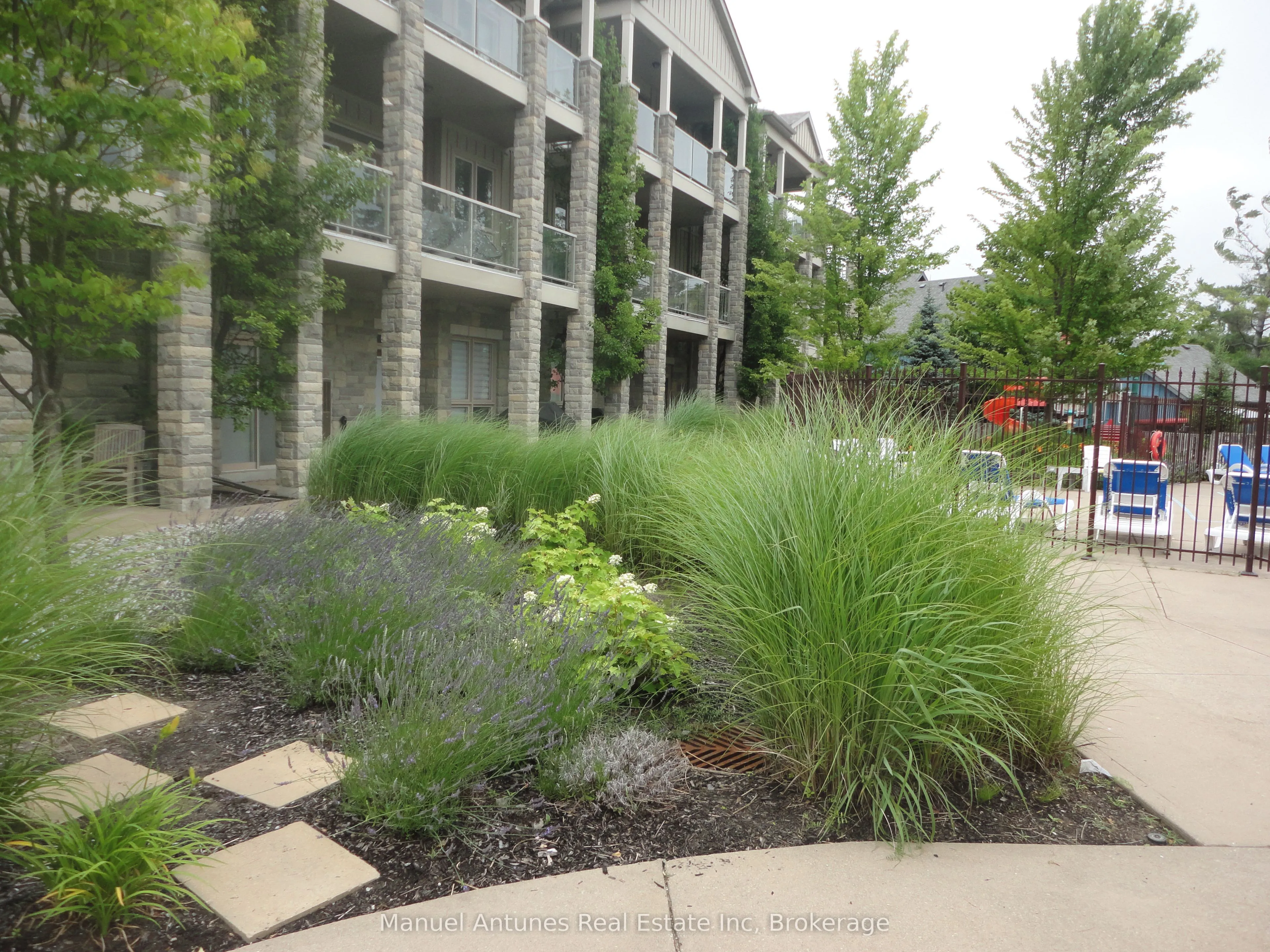 764 River Road E, #101