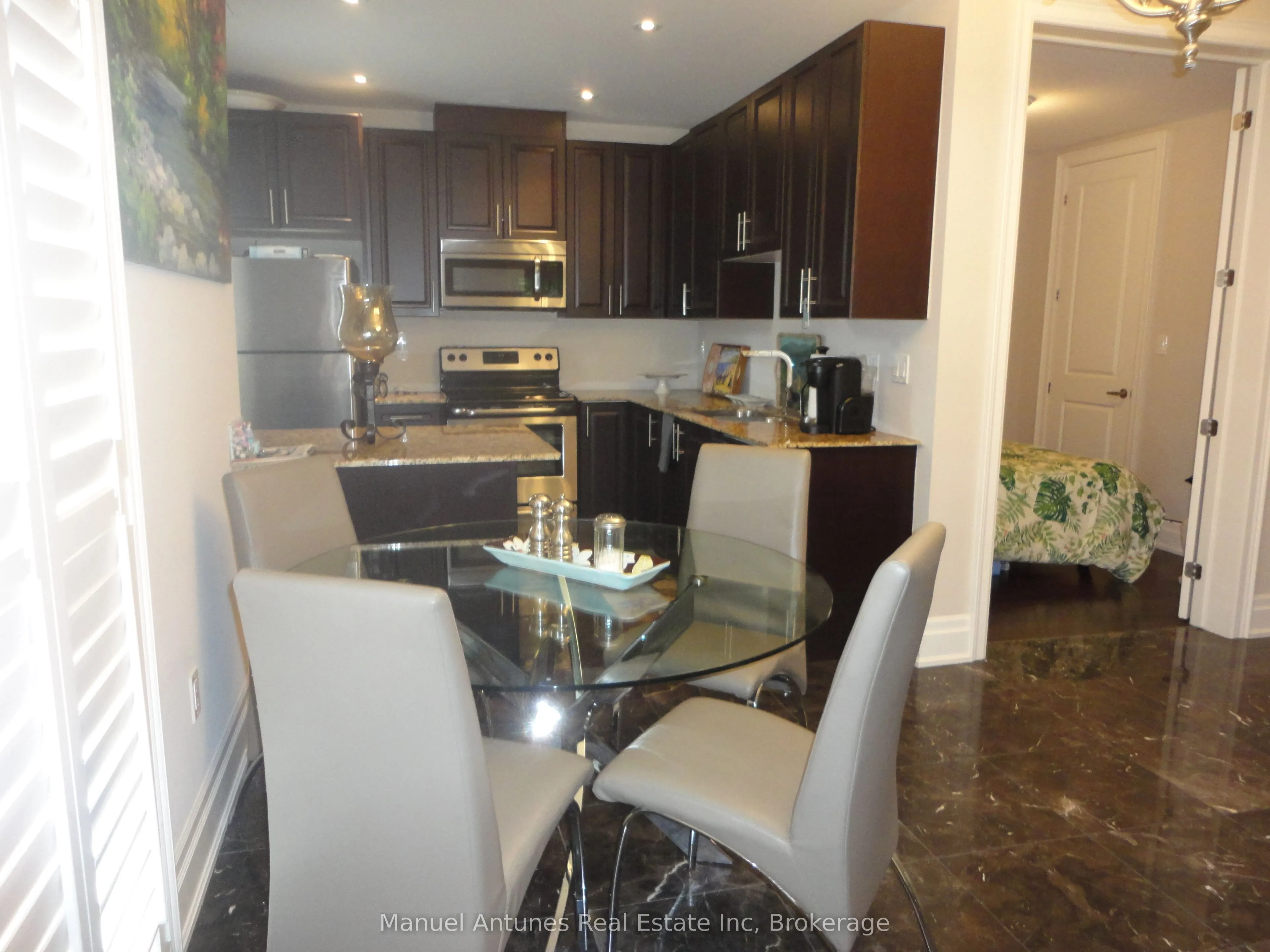 764 River Road E, #101