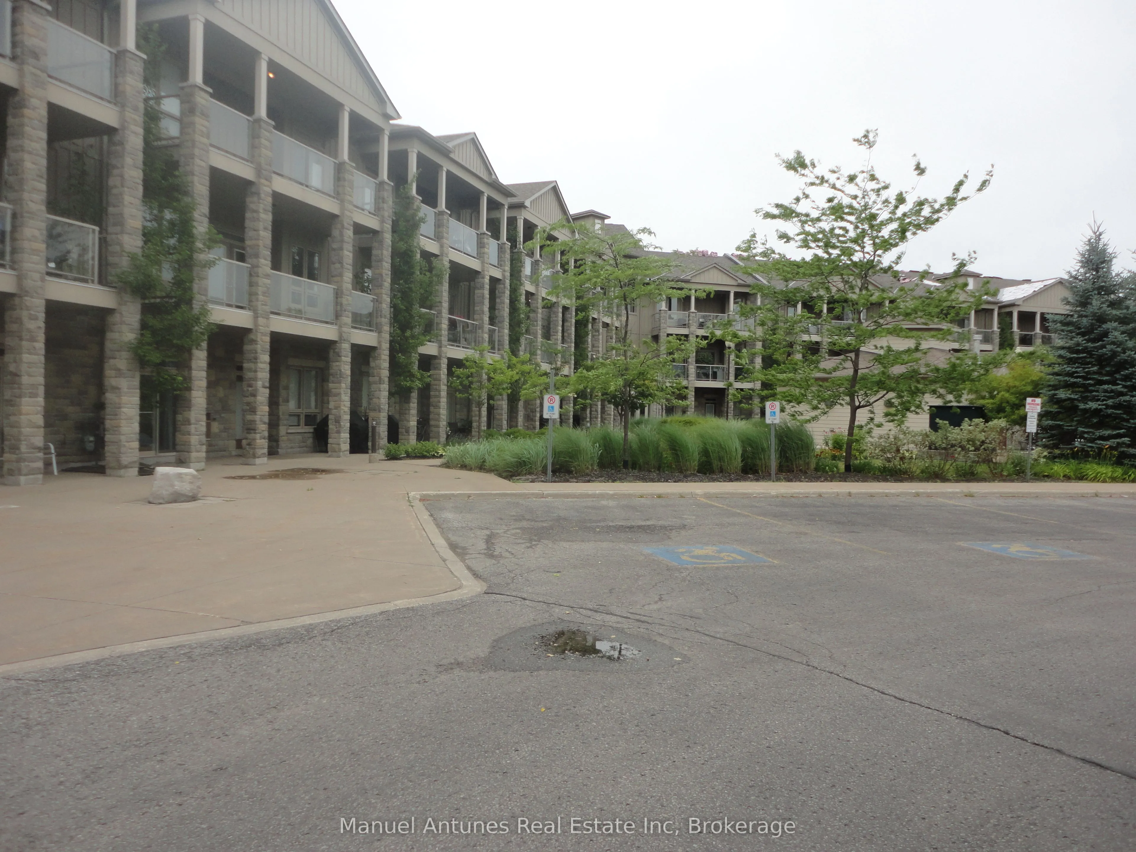 764 River Road E, #101