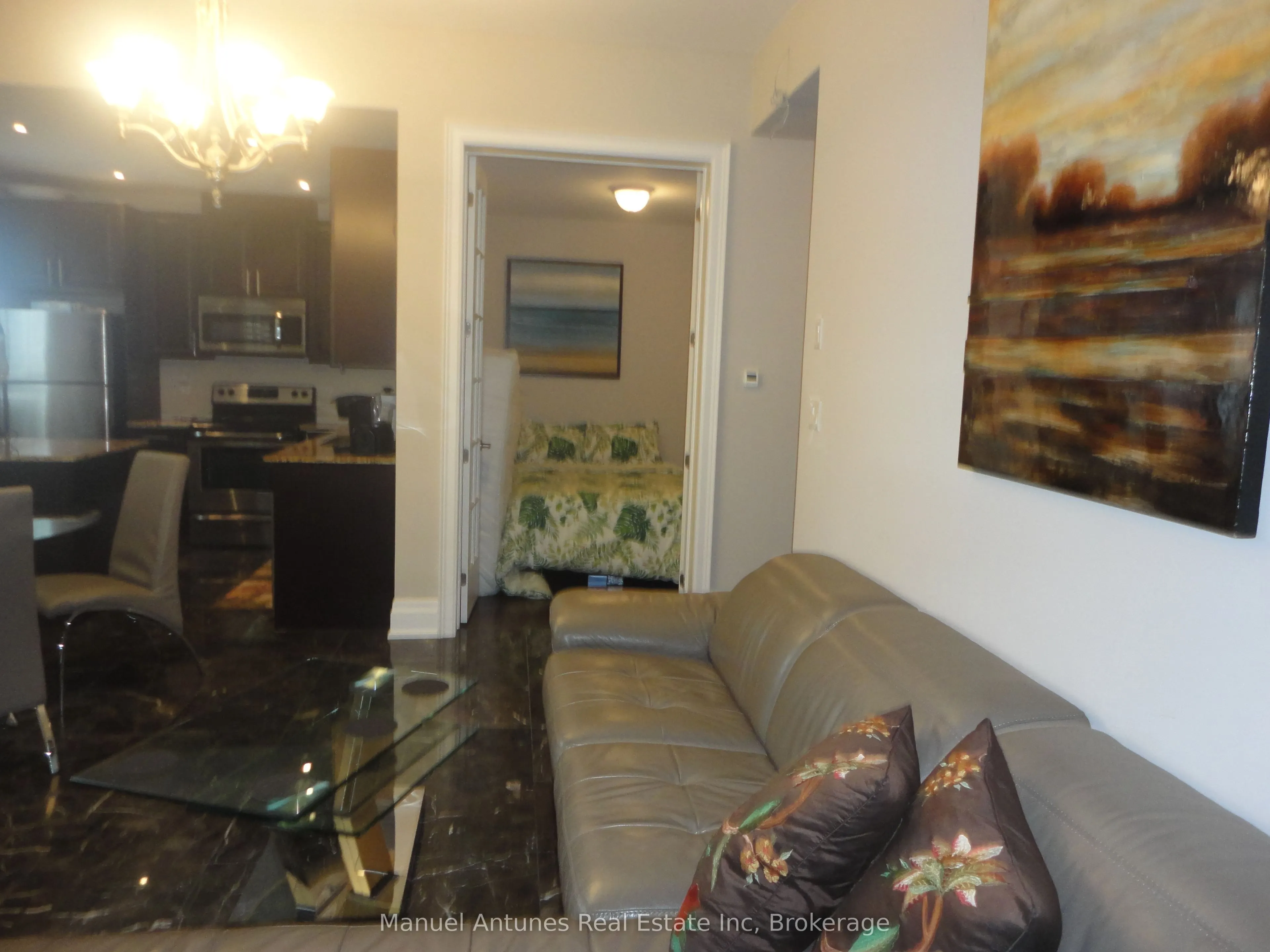 764 River Road E, #101