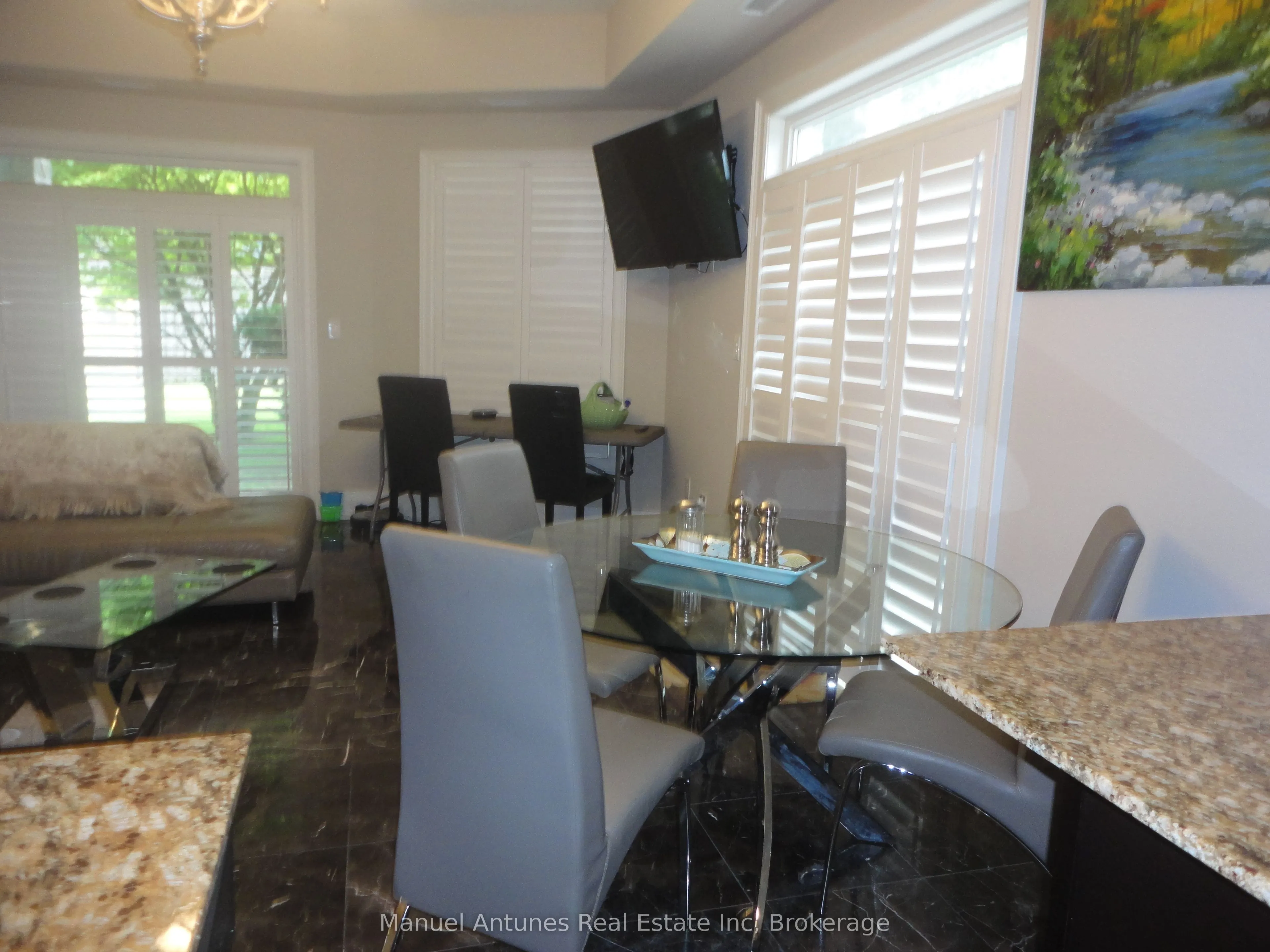 764 River Road E, #101