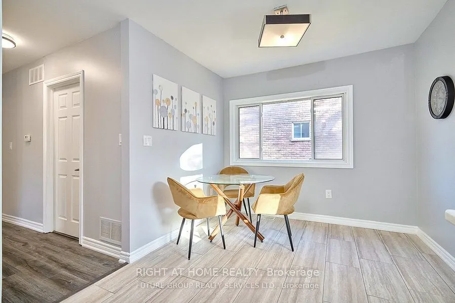 156 peel Street, #B