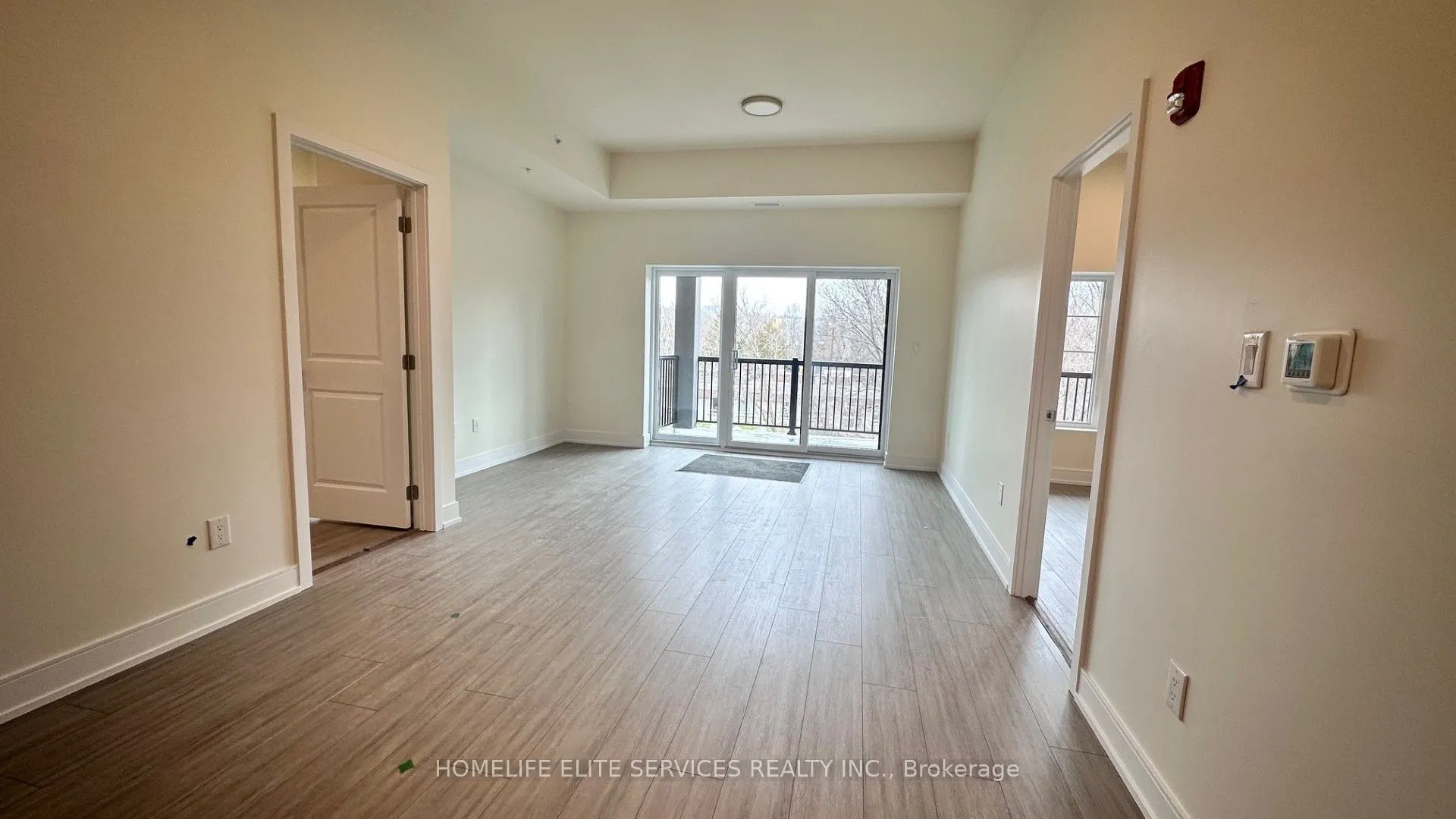 121 Mary Street, #306