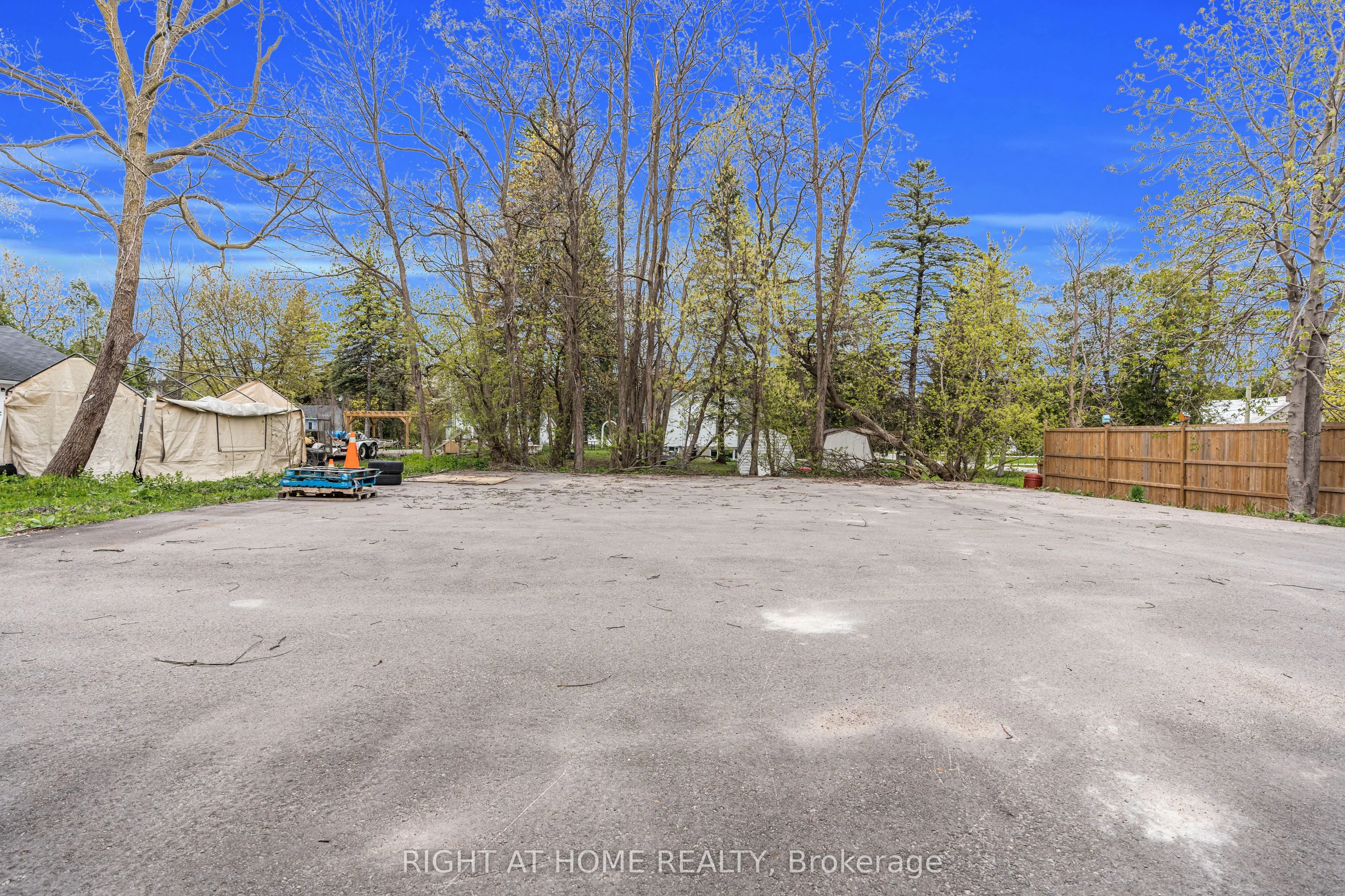 7348 26 Highway, #A