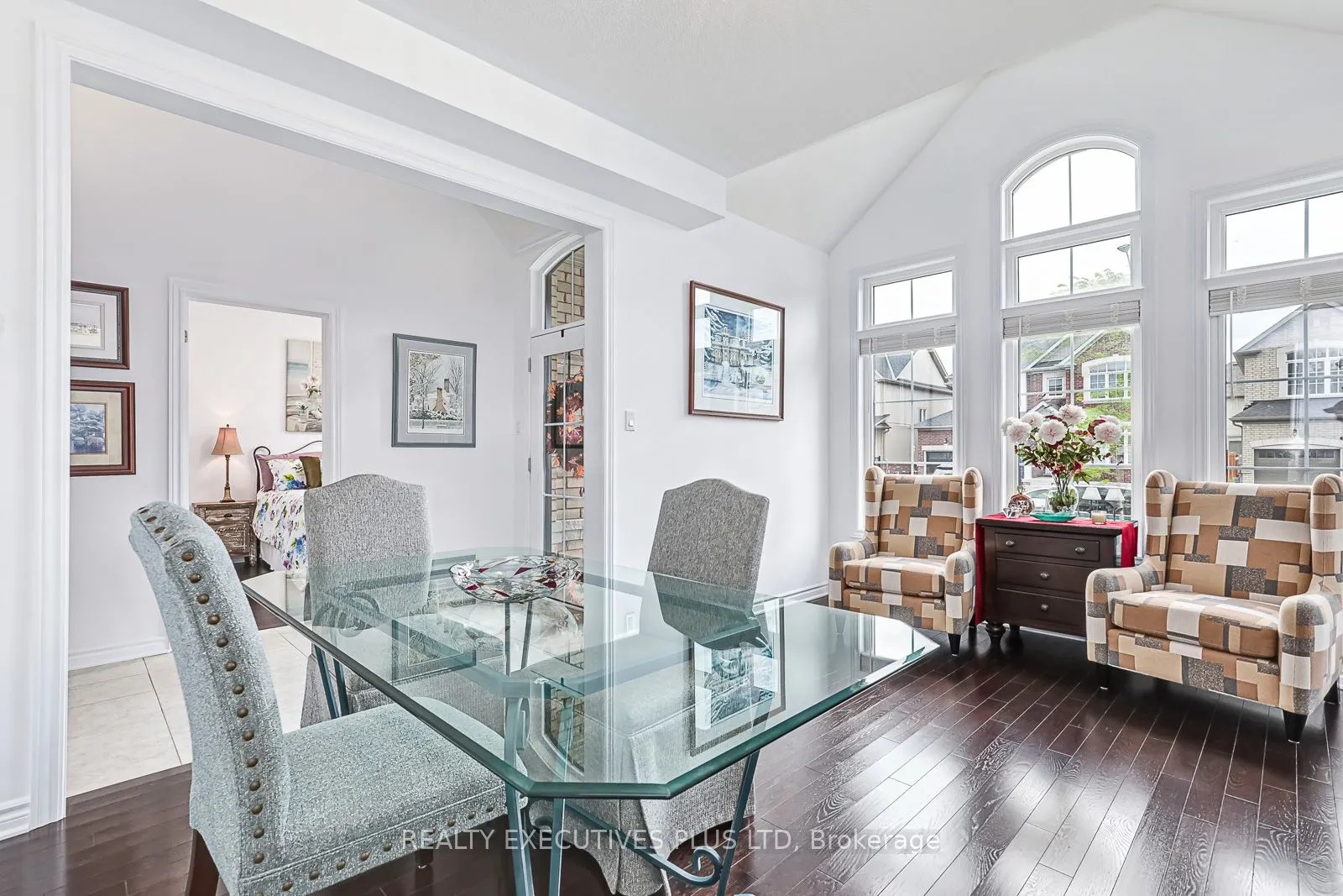25 Mclean Avenue