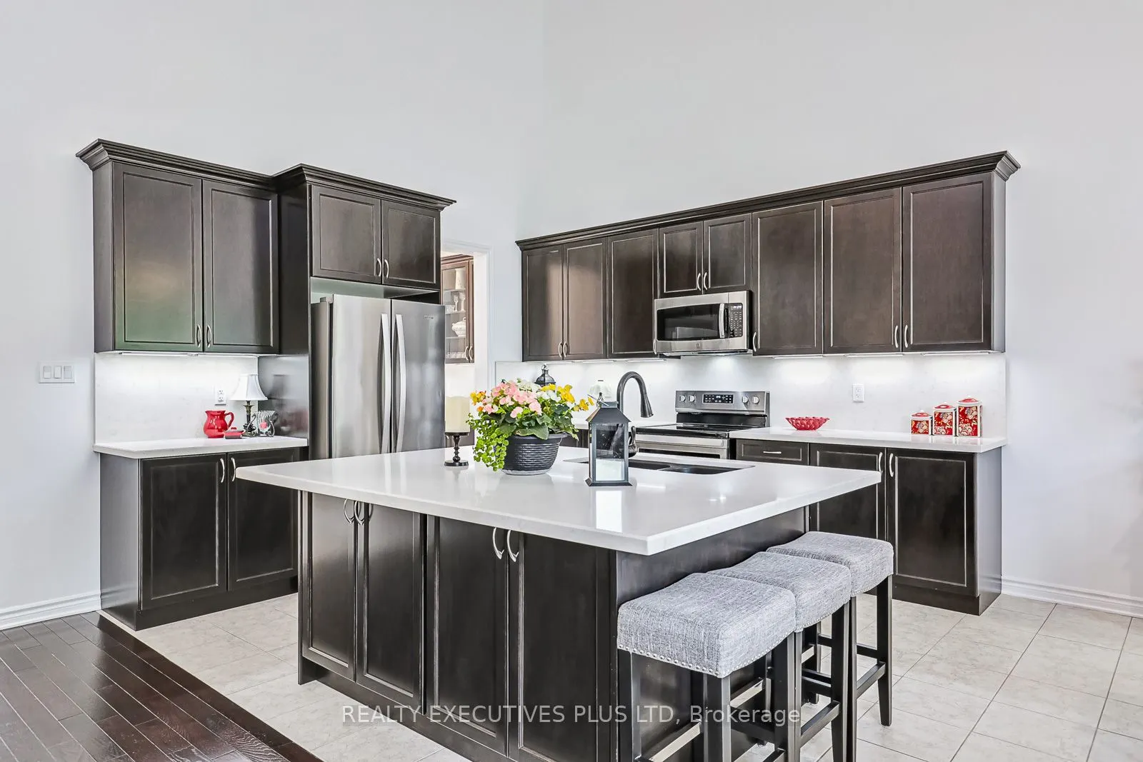 25 Mclean Avenue