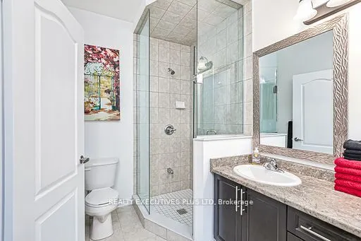25 Mclean Avenue