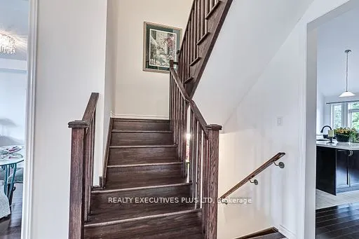 25 Mclean Avenue