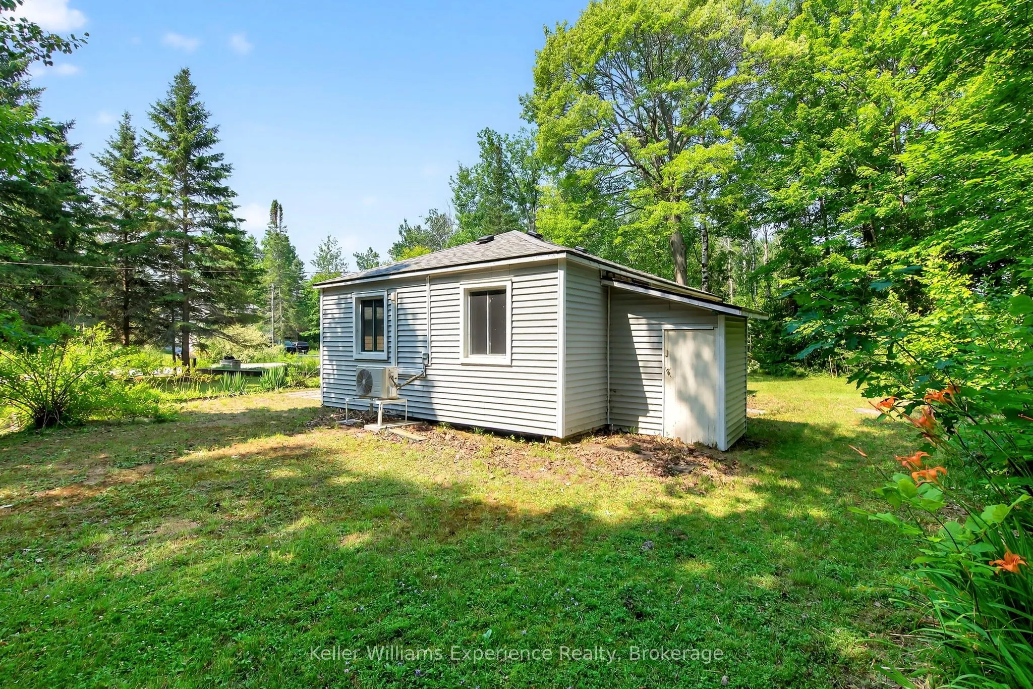 180&184 Silver Birch Crescent