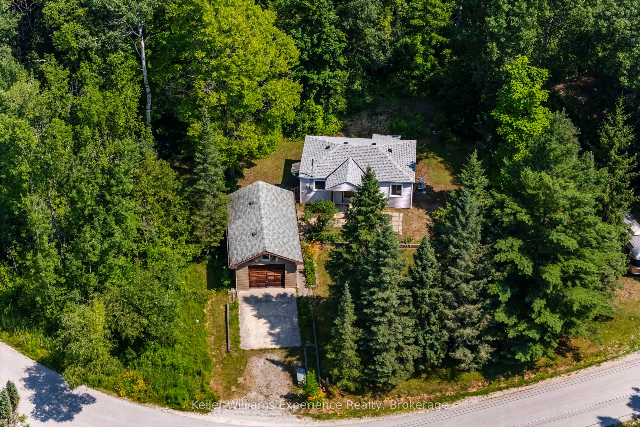 180&184 Silver Birch Crescent
