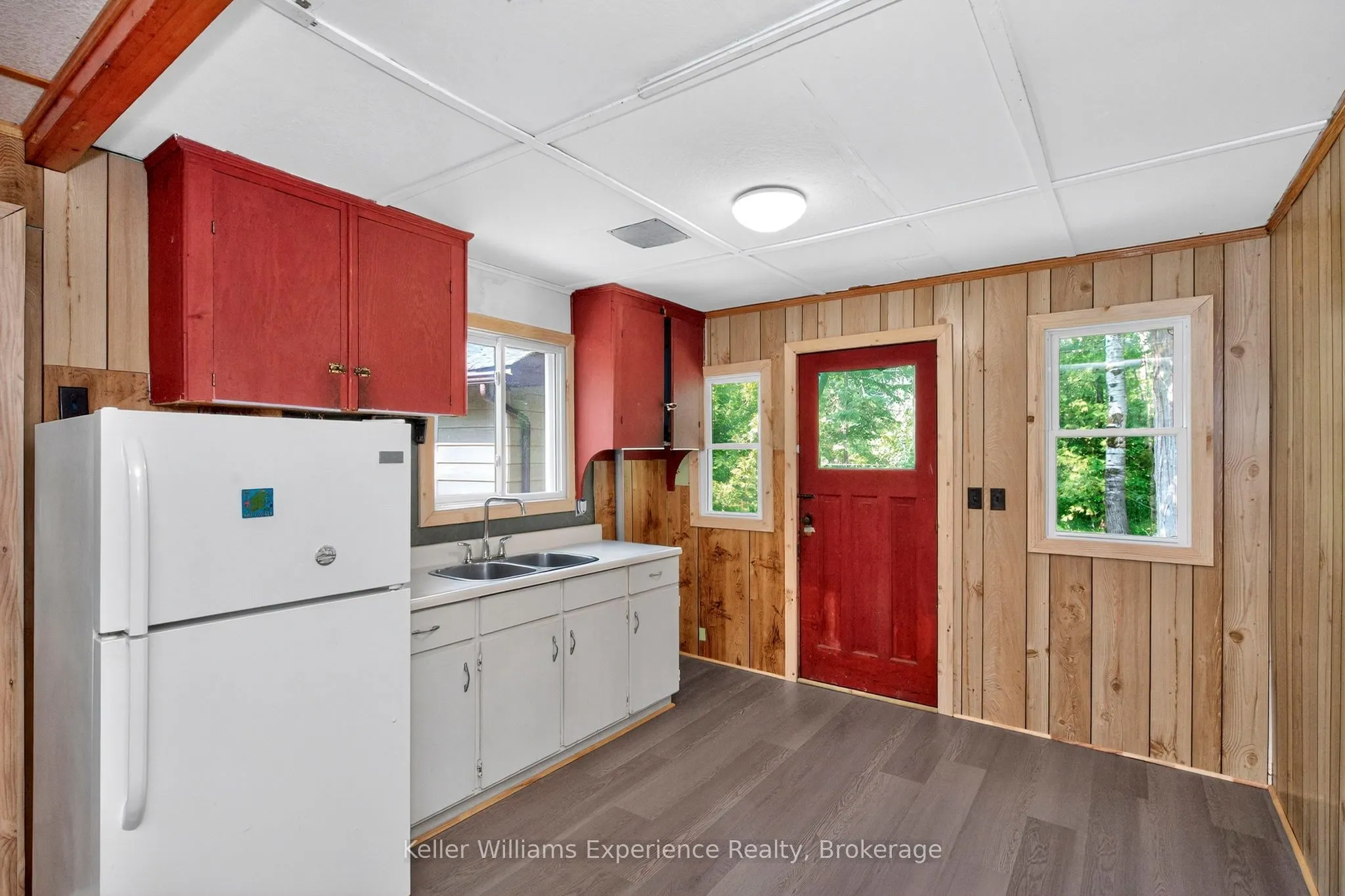 180&184 Silver Birch Crescent