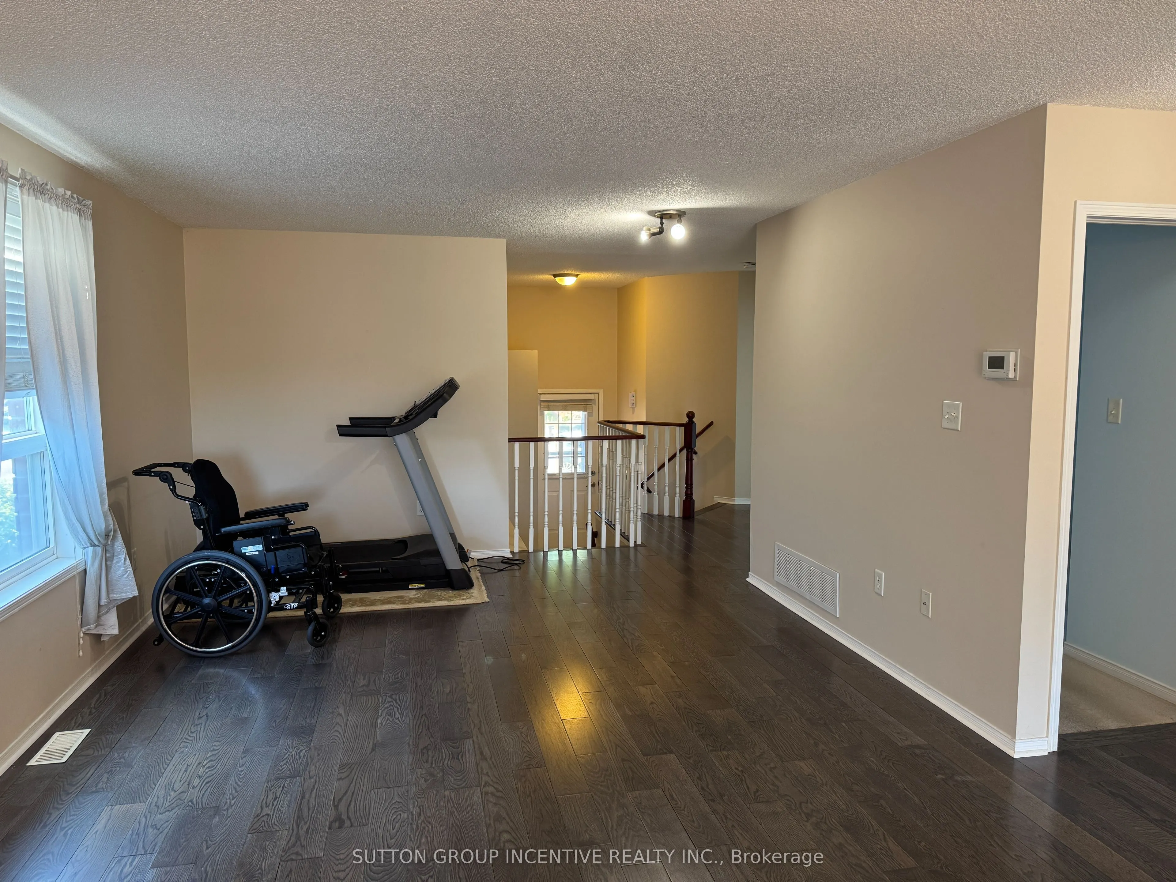 136 Nathan Crescent