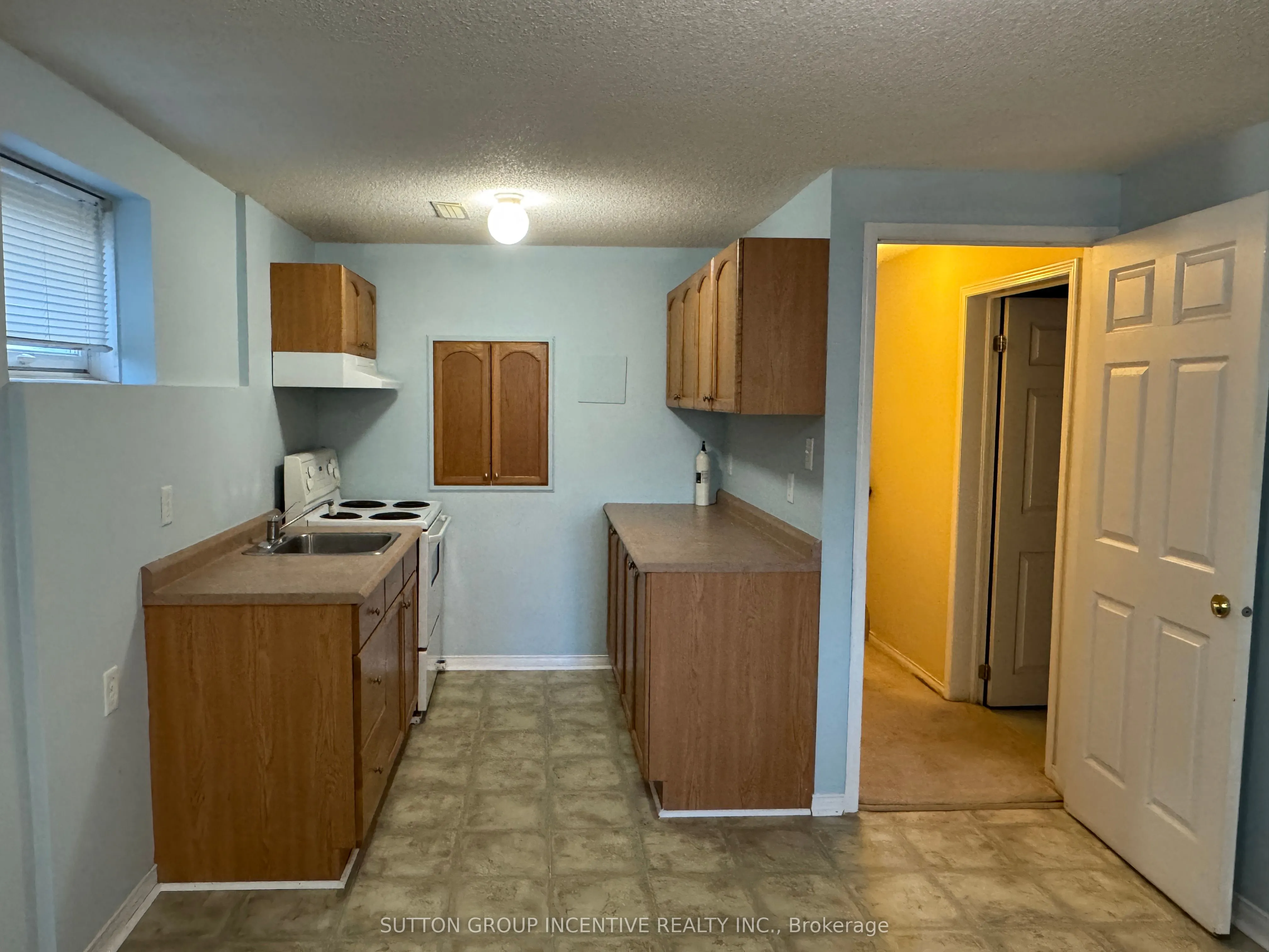 136 Nathan Crescent