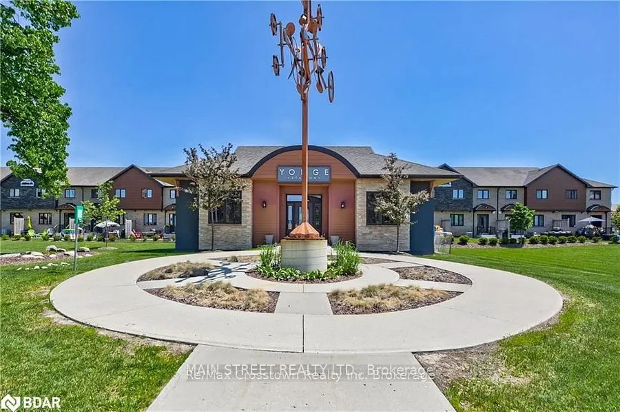 35 Madelaine Drive, #5