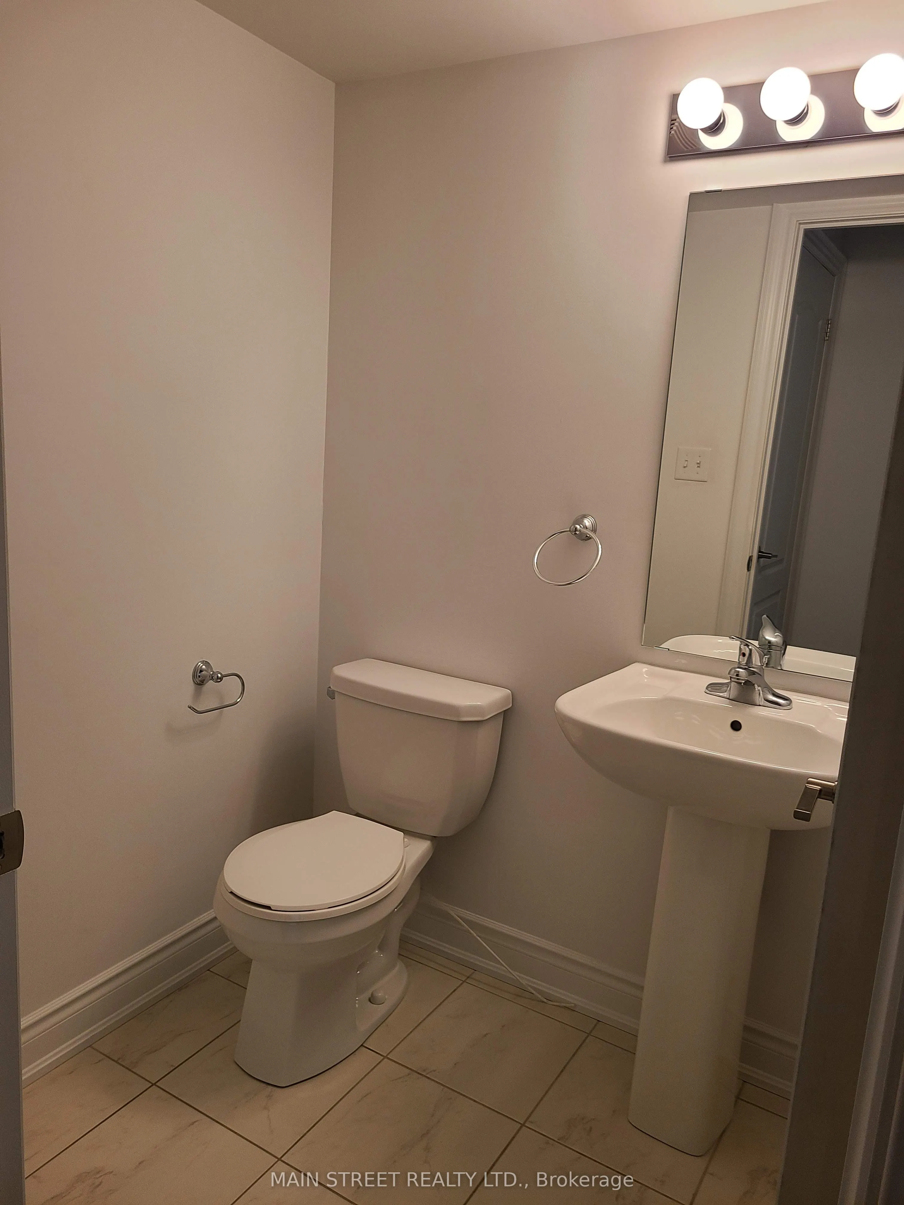 35 Madelaine Drive, #5