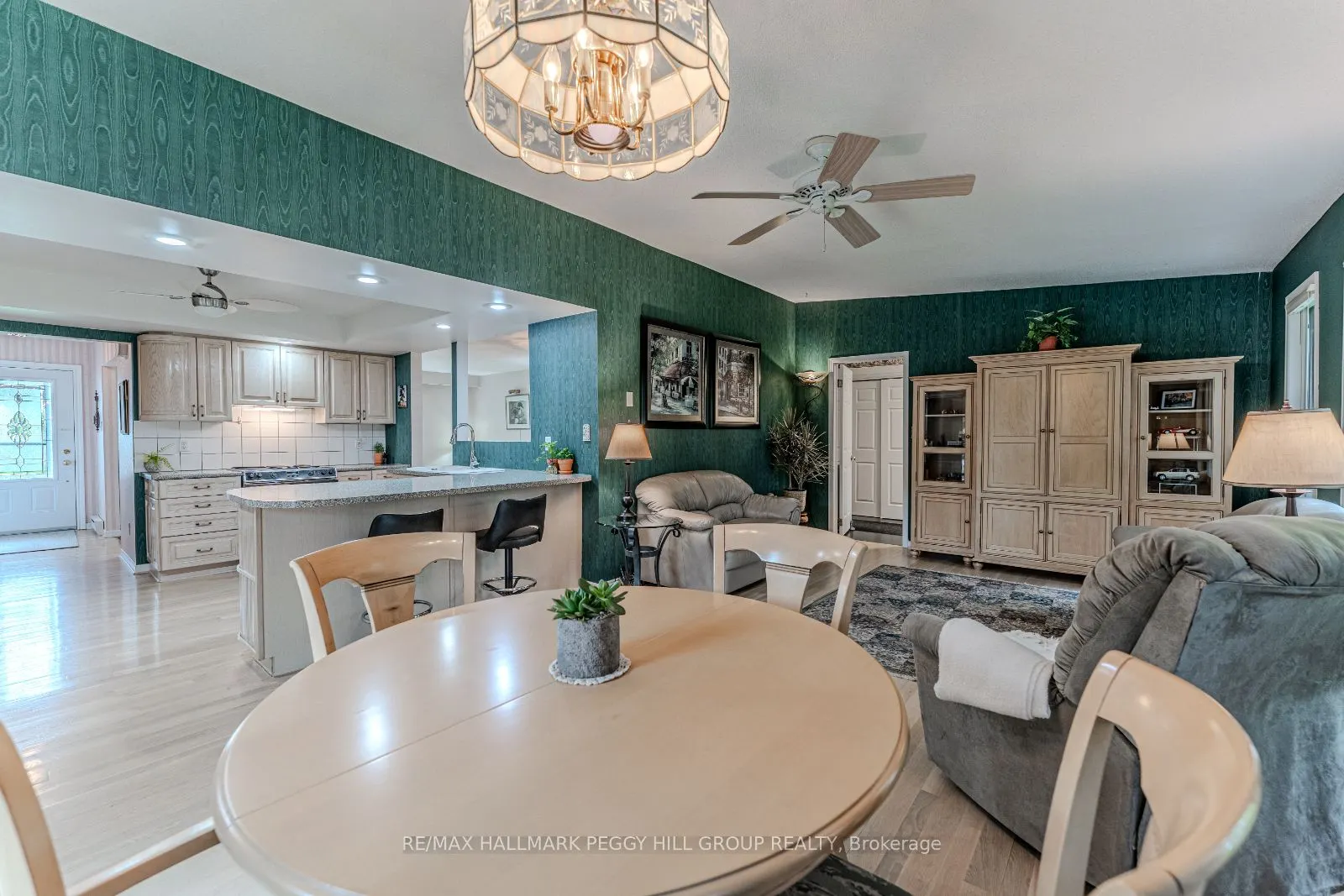 3384 Dobson Road