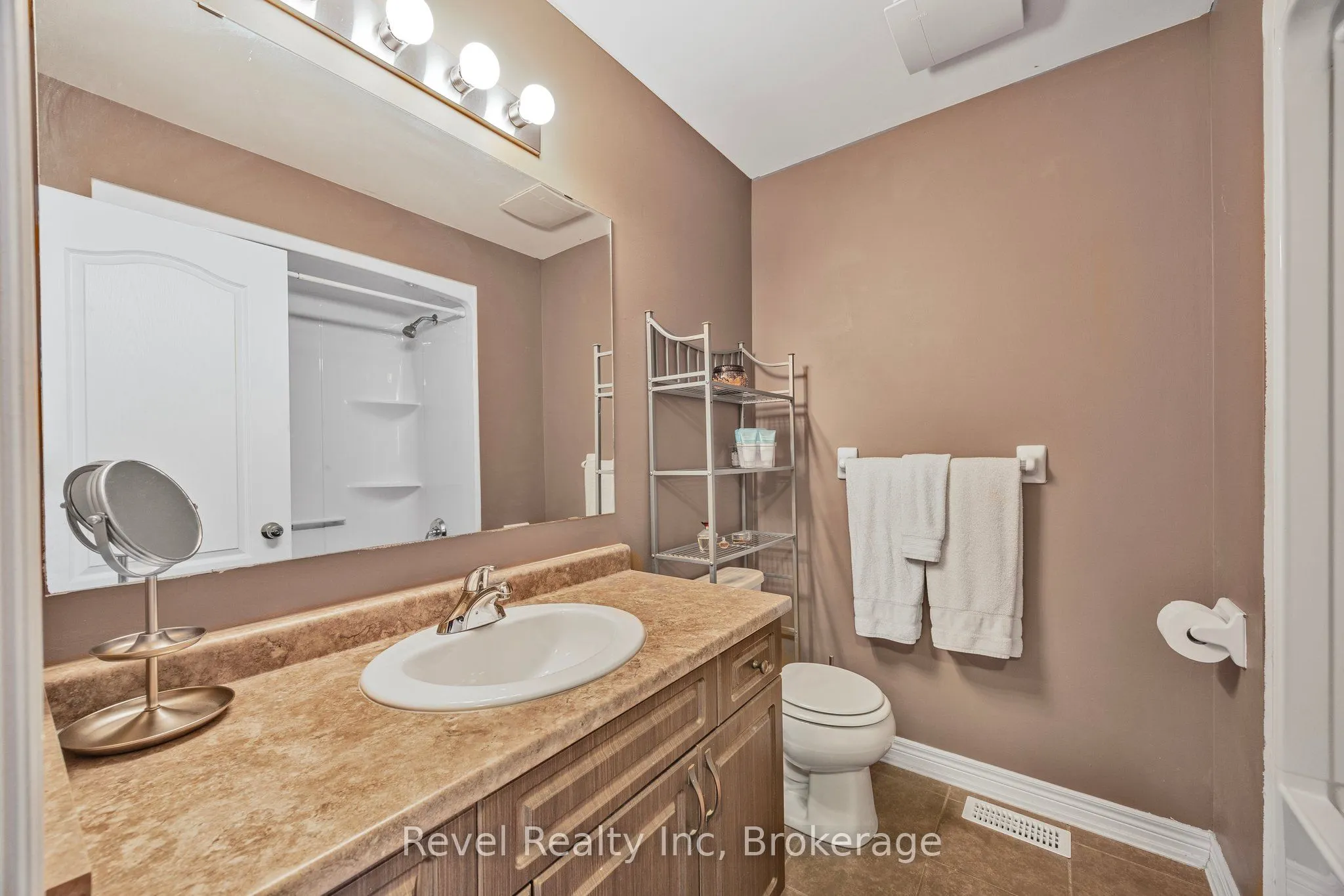 1041 Cook Drive