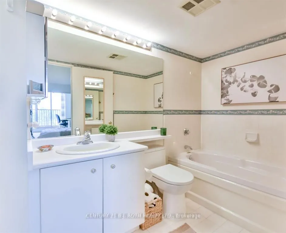 150 Dunlop Street E, #508