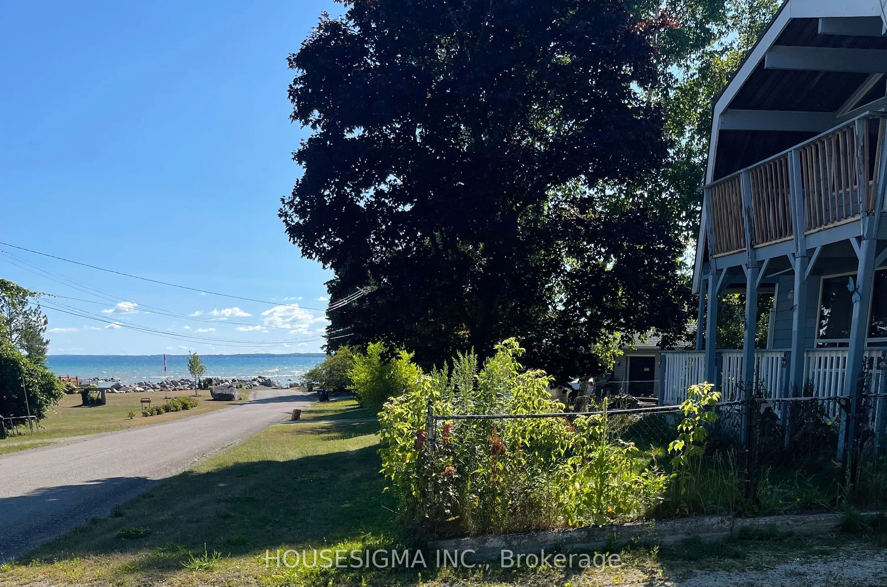 13 Bayview Avenue
