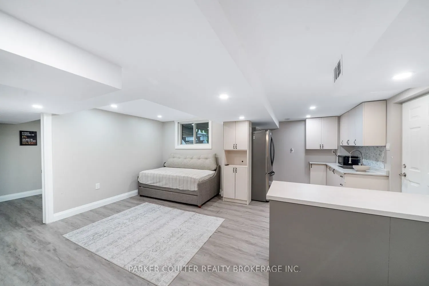 11 Mckenzie Crescent