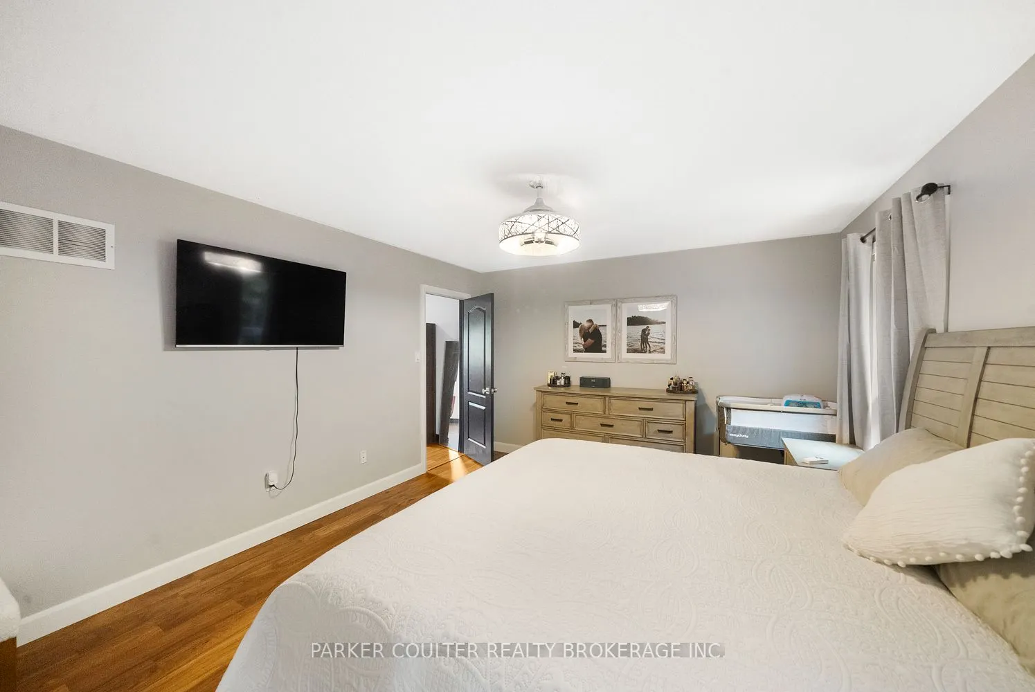 11 Mckenzie Crescent