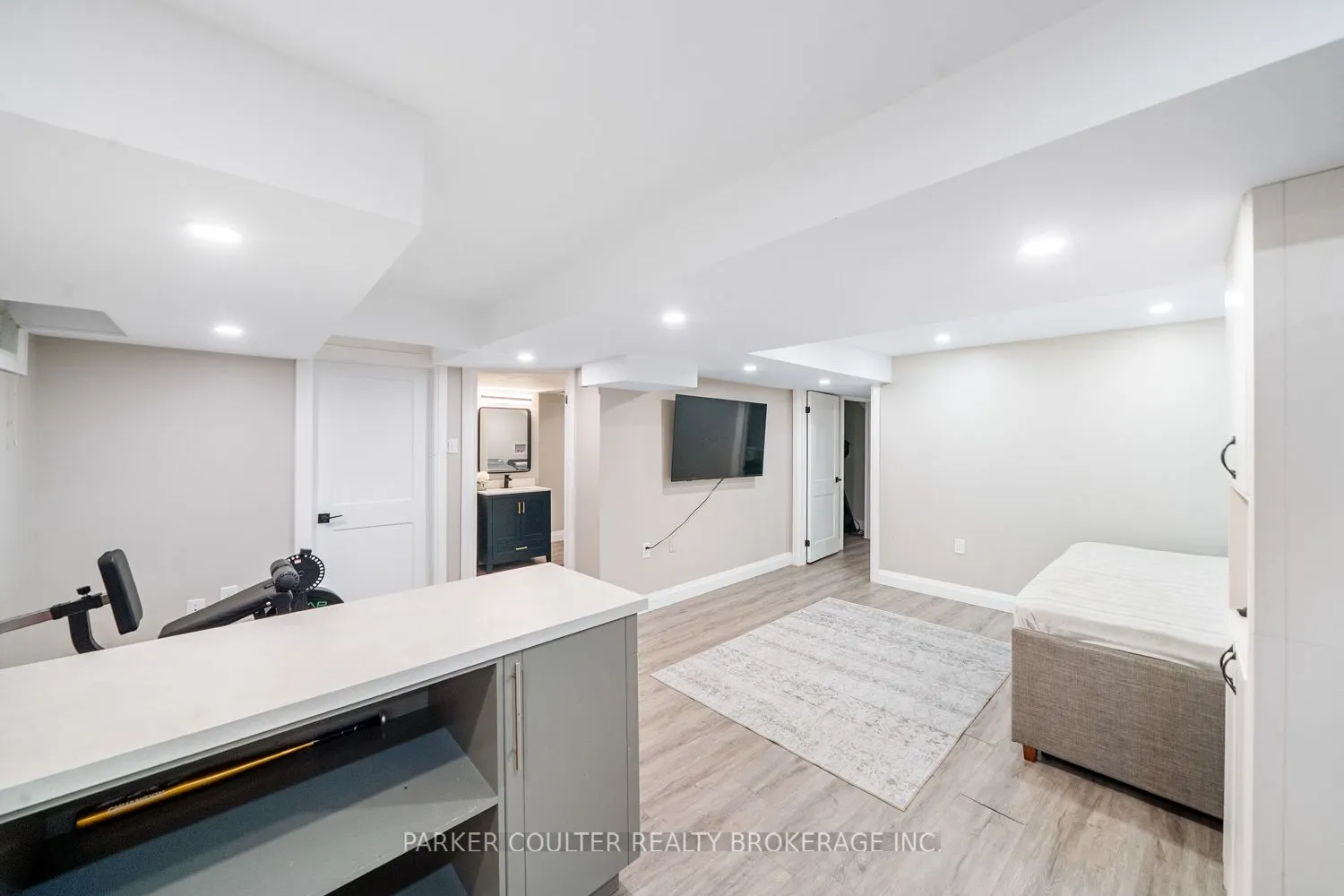11 Mckenzie Crescent