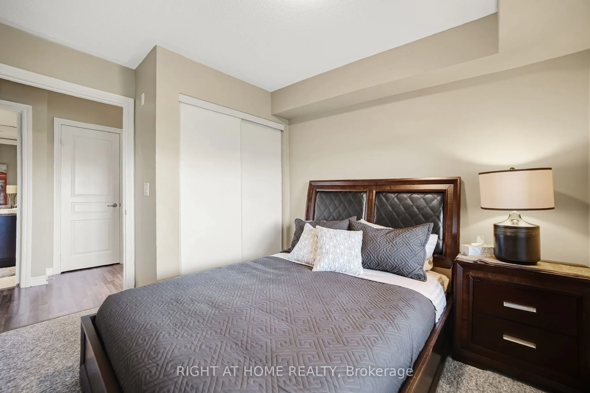 8 Brandy Lane Drive, #307