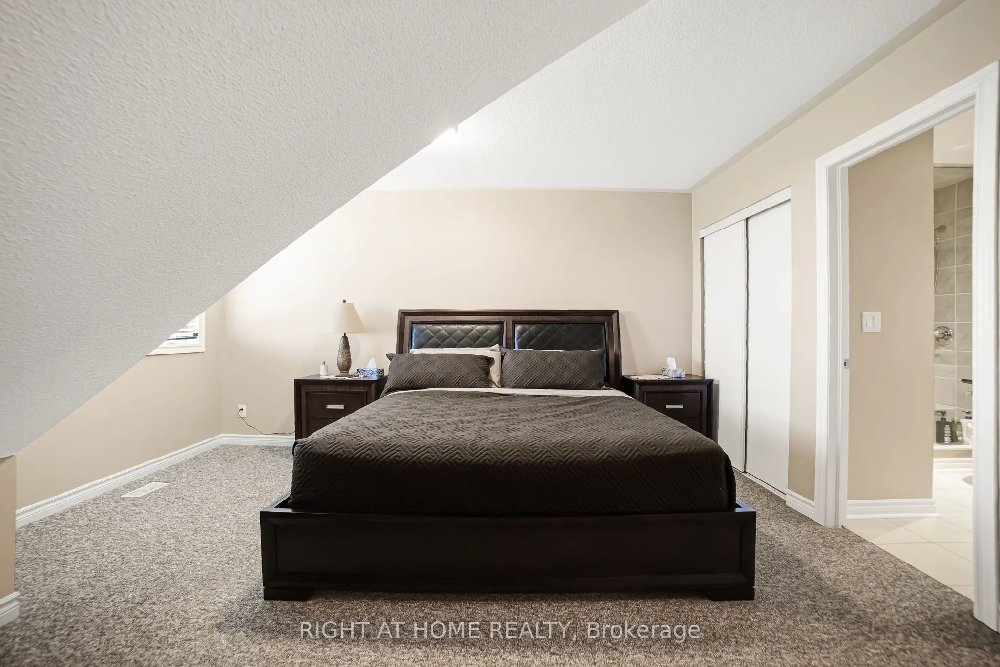 8 Brandy Lane Drive, #307
