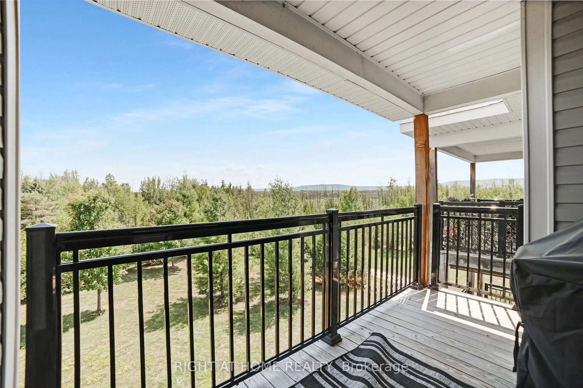 8 Brandy Lane Drive, #307
