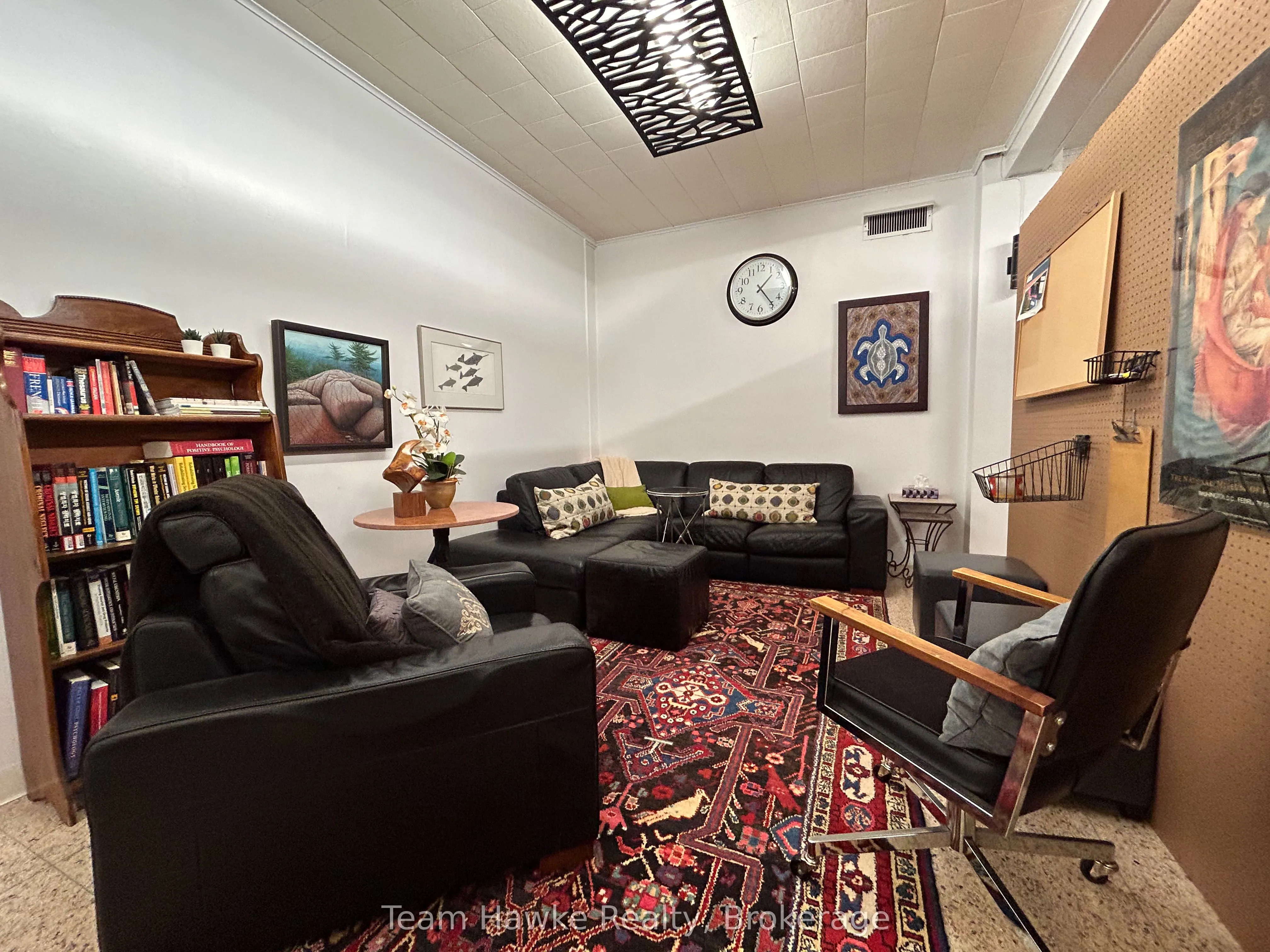 518 DOMINION Avenue, #Main Floor