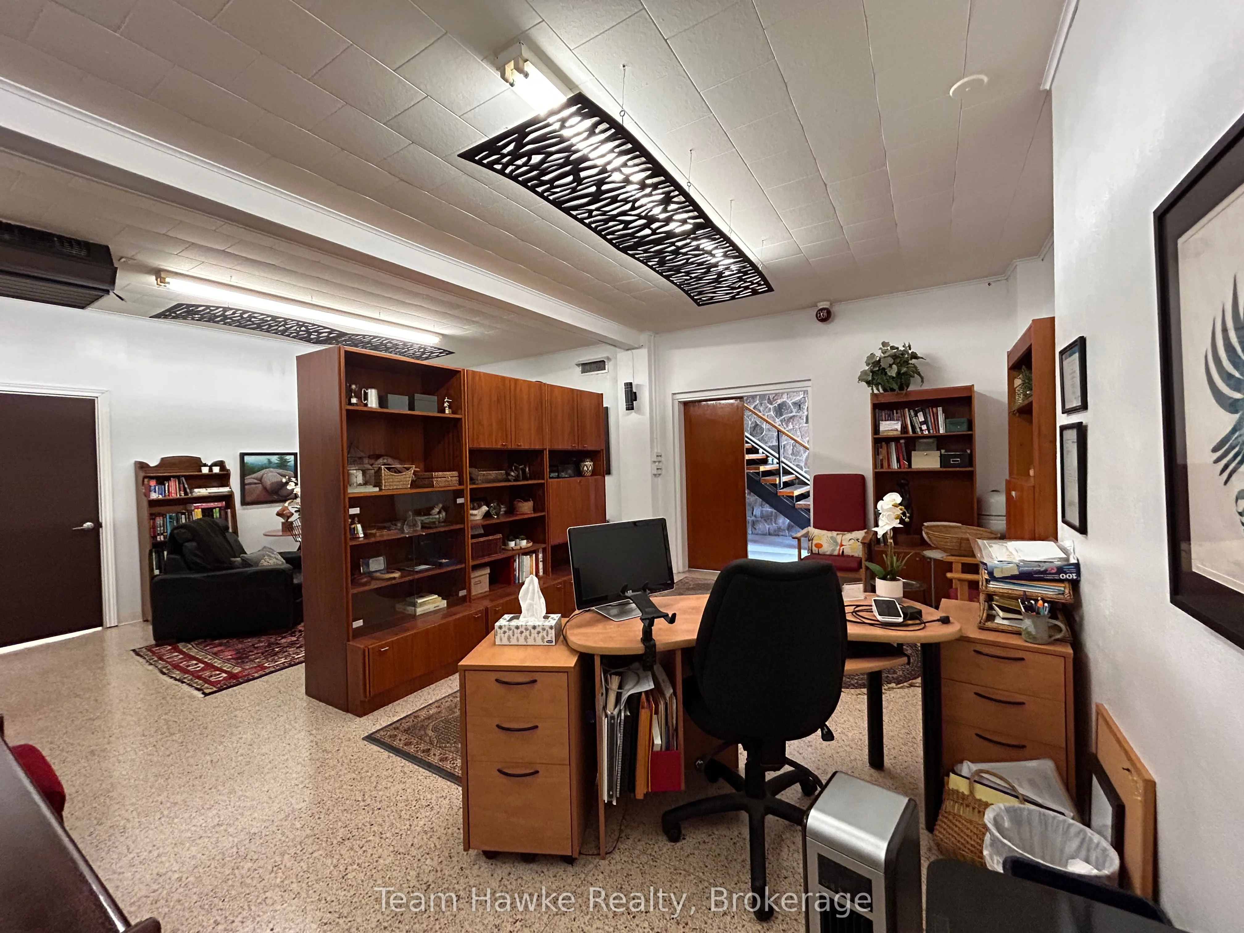 518 DOMINION Avenue, #Main Floor