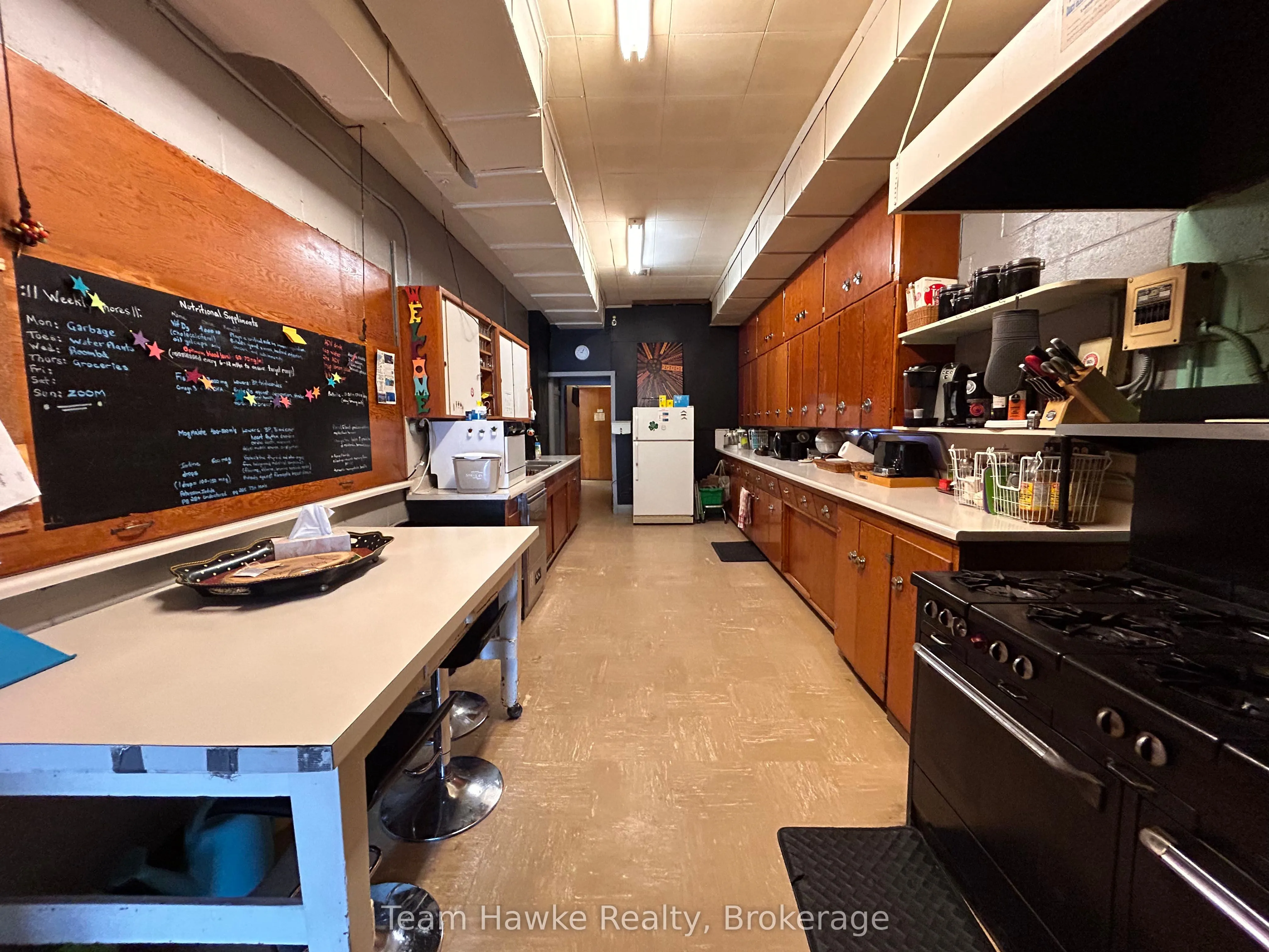 518 DOMINION Avenue, #Main Floor