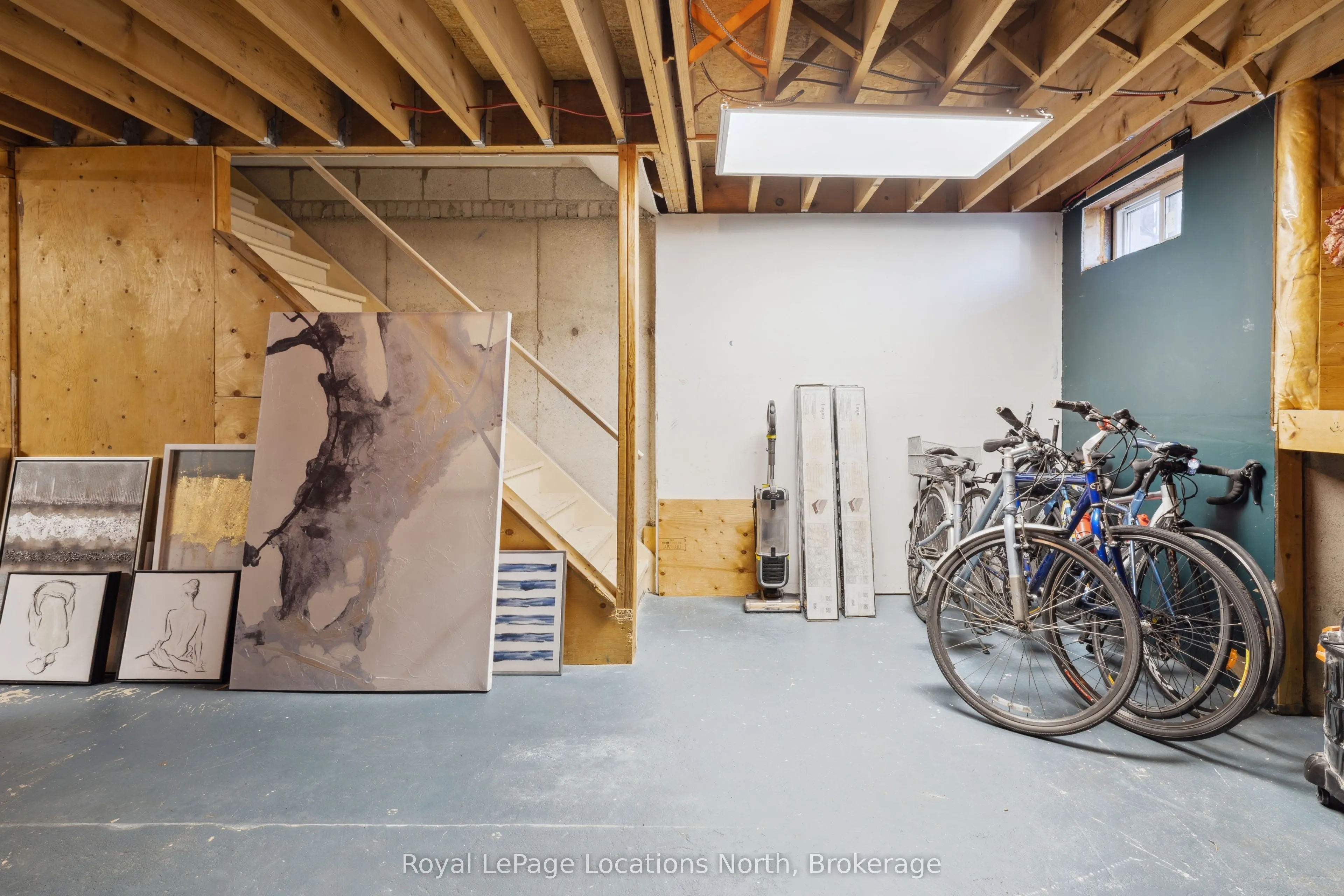 15 Watts Crescent, #16