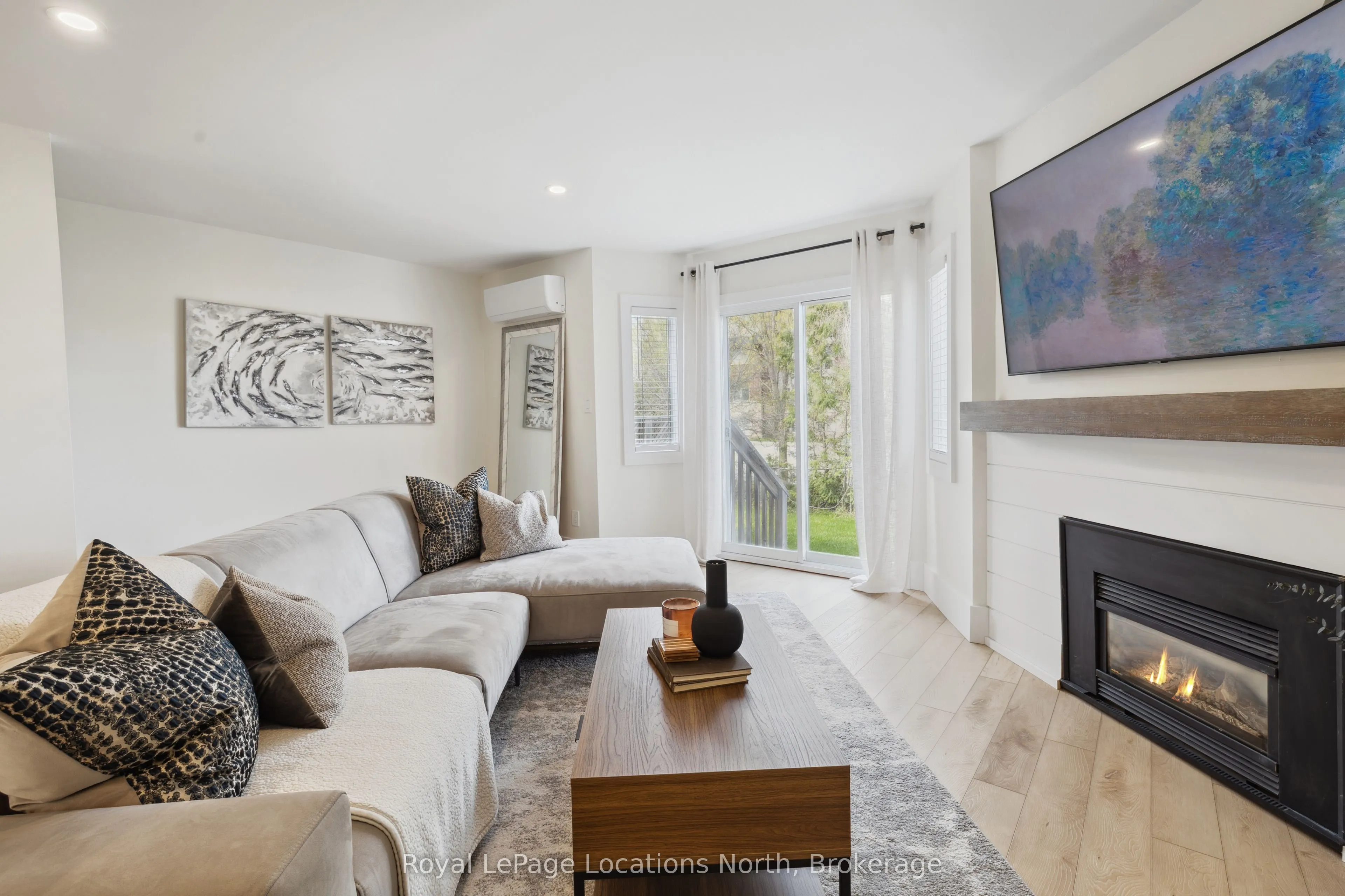 15 Watts Crescent, #16