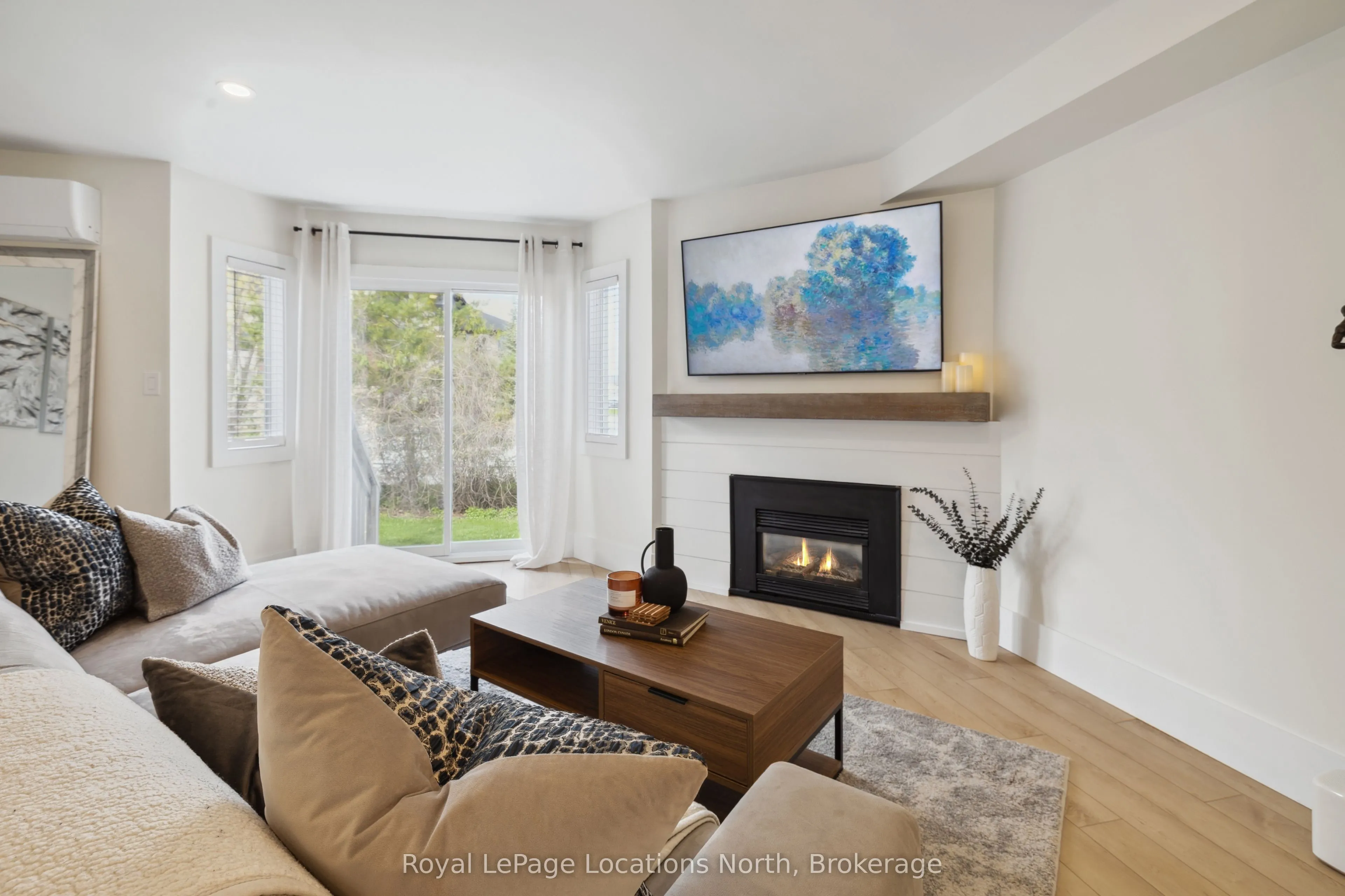 15 Watts Crescent, #16