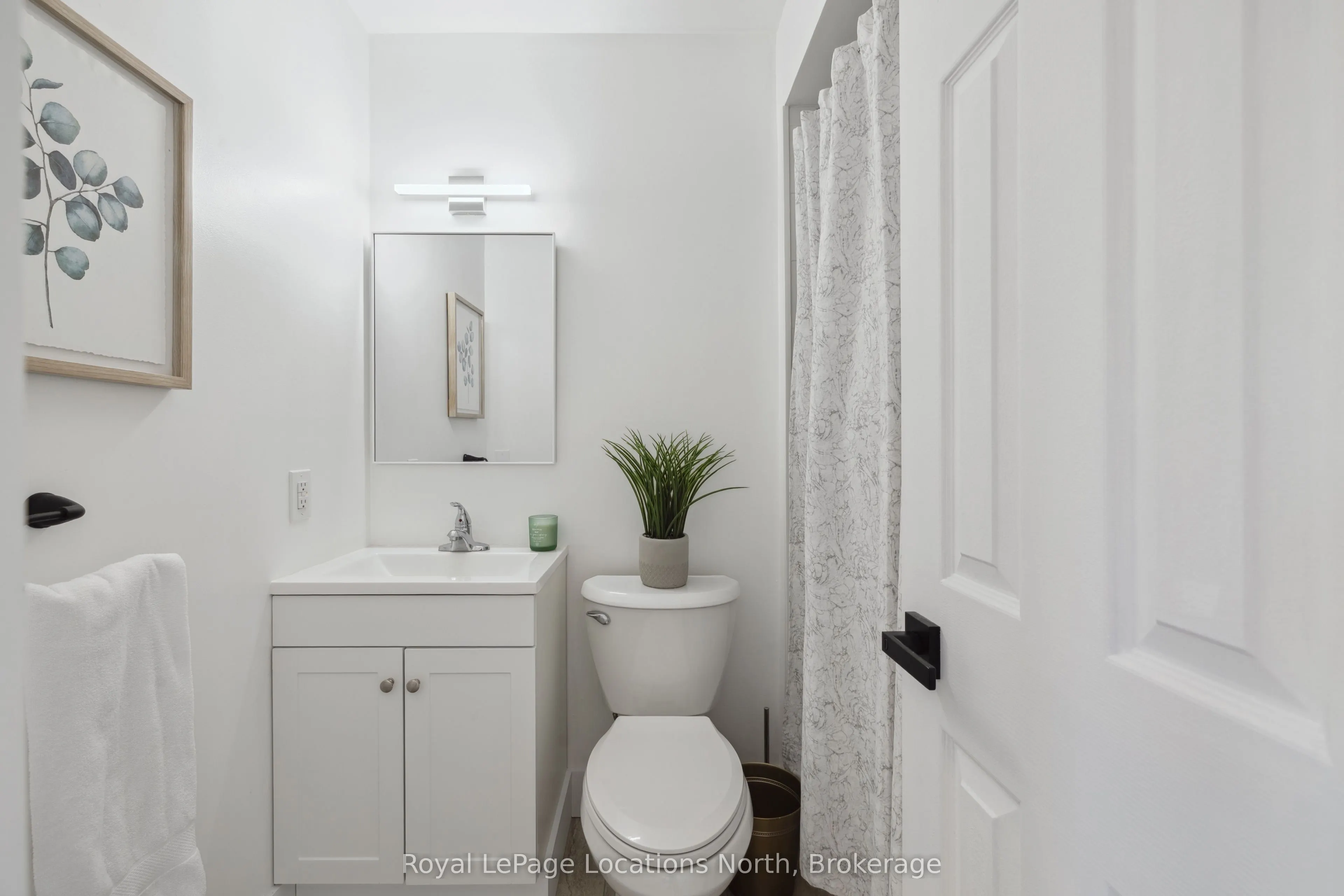 15 Watts Crescent, #16